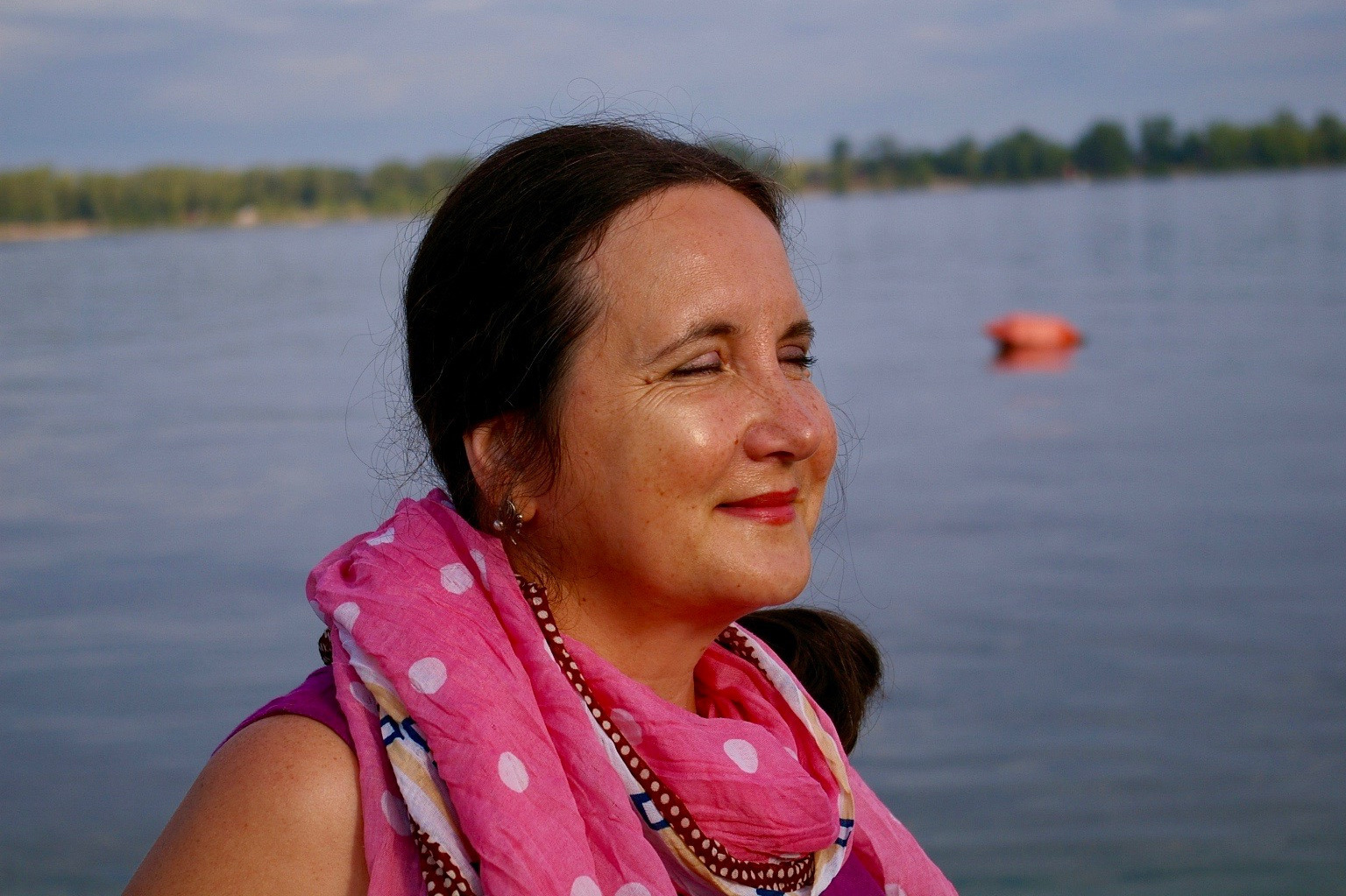 Фото-прогулки. Портреты. Художник Даля Бучионите