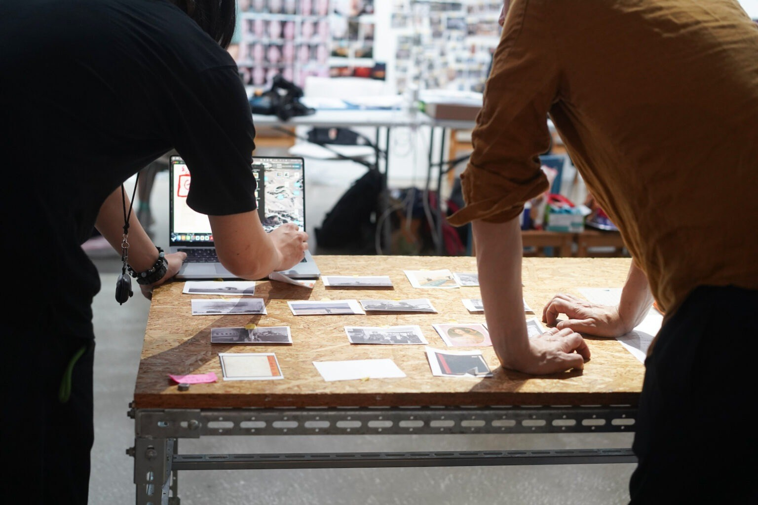 PhMuseum: Неполное руководство по созданию фотокниг — Юми Гото, взгляд куратора. Самоорганизация Низина