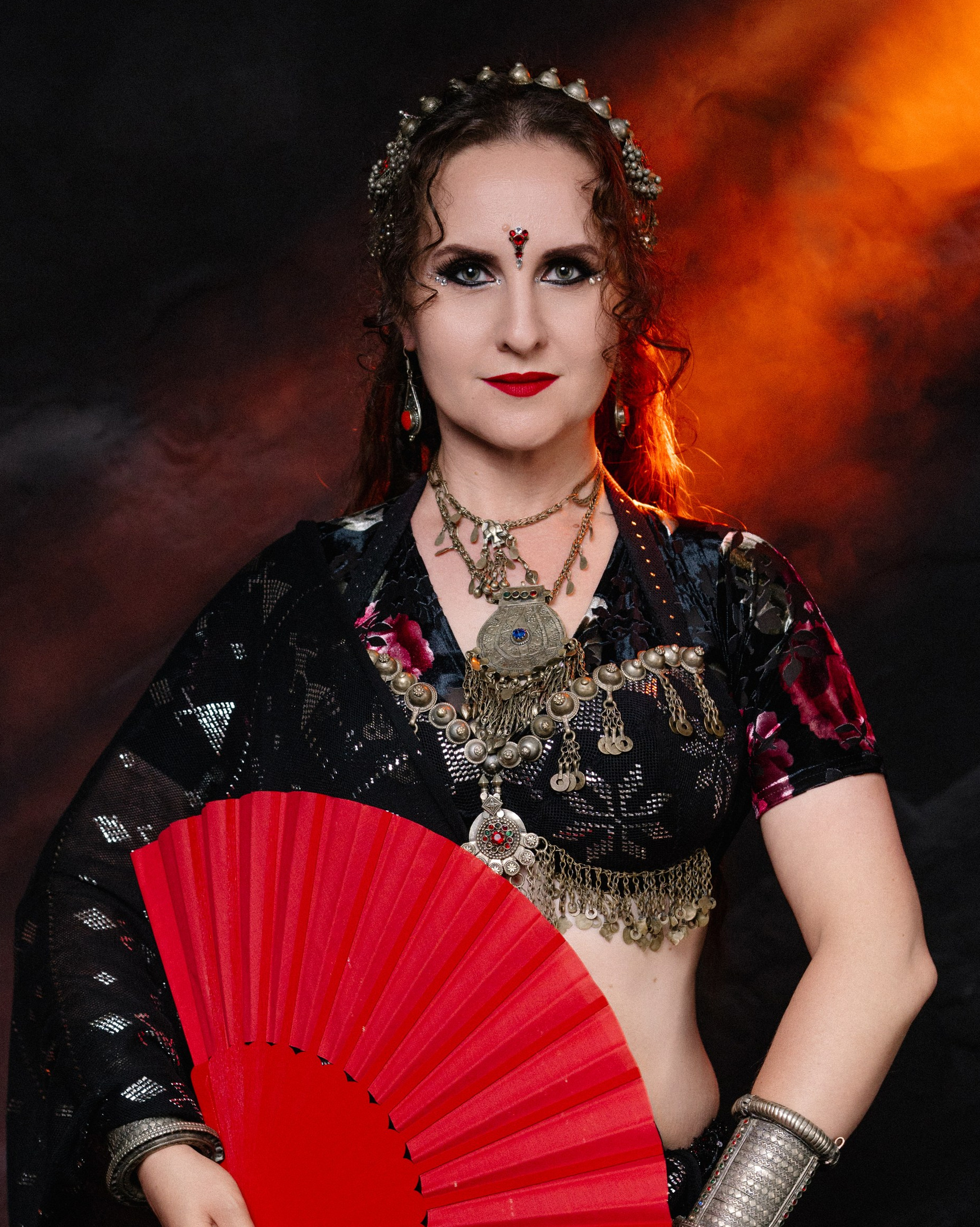 Преподаватели студии Iris Tirbe. «Iris Tribe» студия танца Tribal в Новороссийске