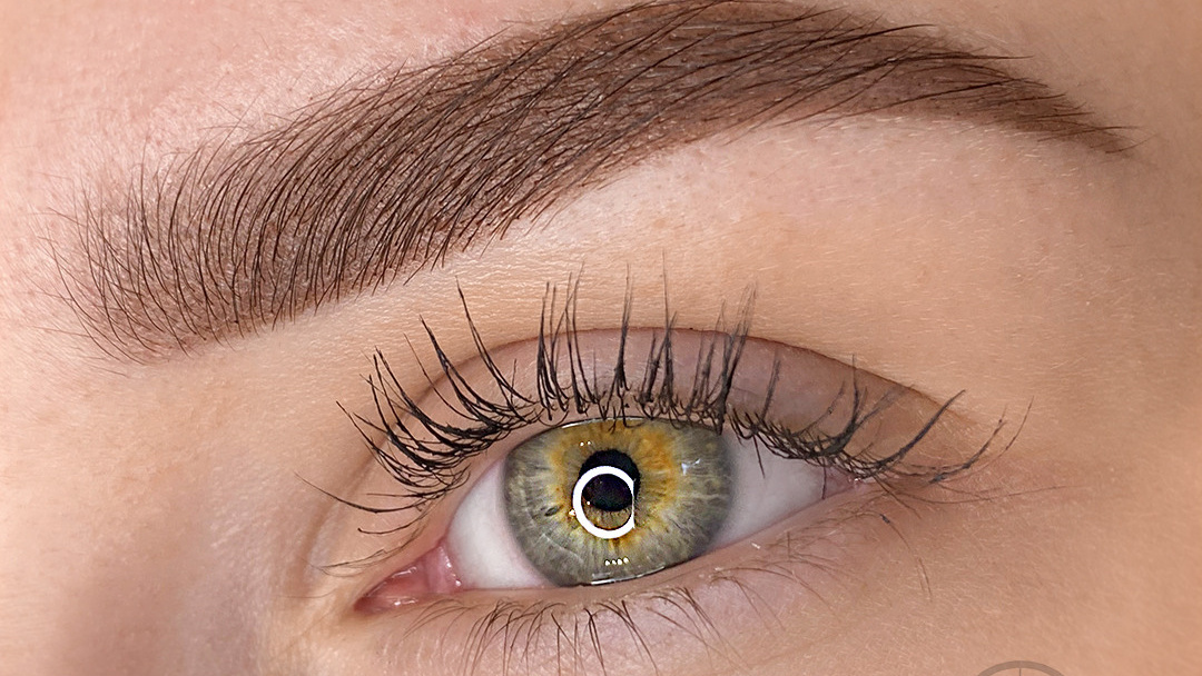 Перманентный макияж бровей, красивые, оформленные, ровные и симметричные брови