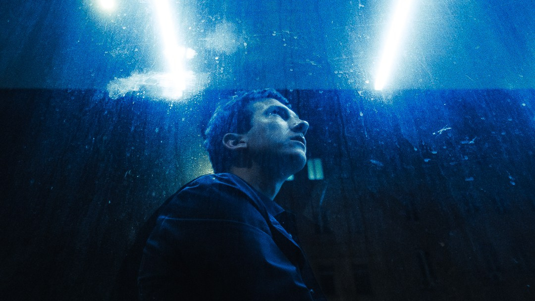 Съёмка сниппетов и клипов. Фотограф в Москве с ночным вайбом фотографий