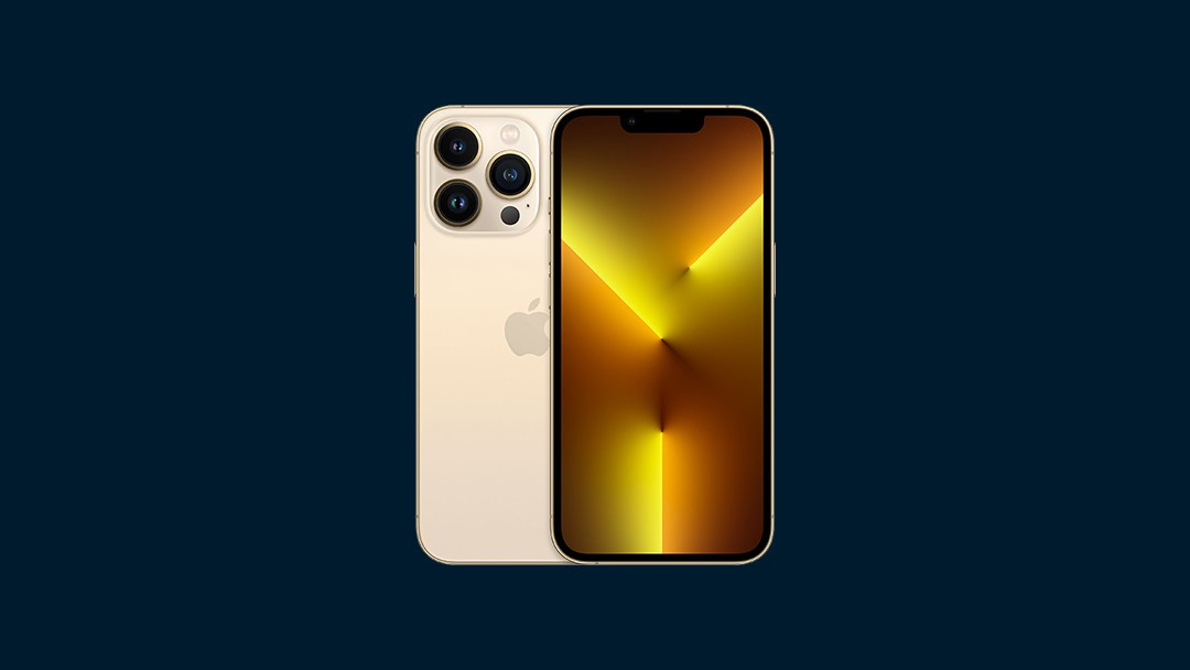 Лучший iPhone с хорошими камерами и большим аккумулятором до 70 000 рублей