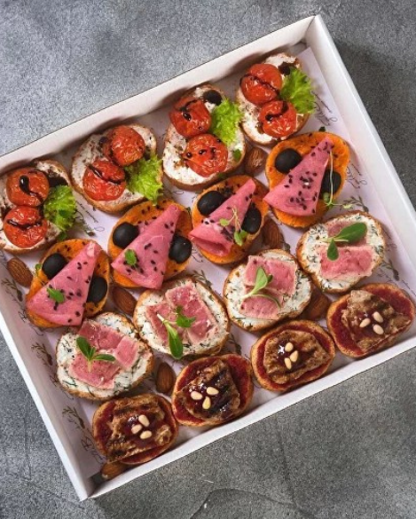 Pinchos. Izmailov loft