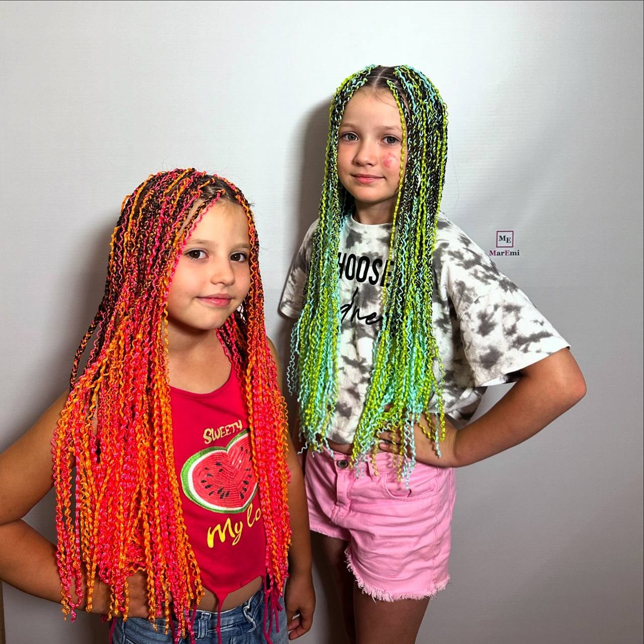 Плетение афрокос, дред, брейдов