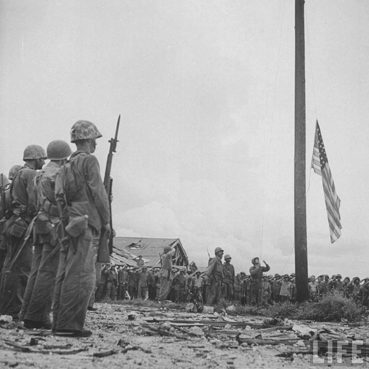 W. Eugene Smith. Выпускные альбомы, фотограф Денис Зимин в городе Ростове-на-Дону