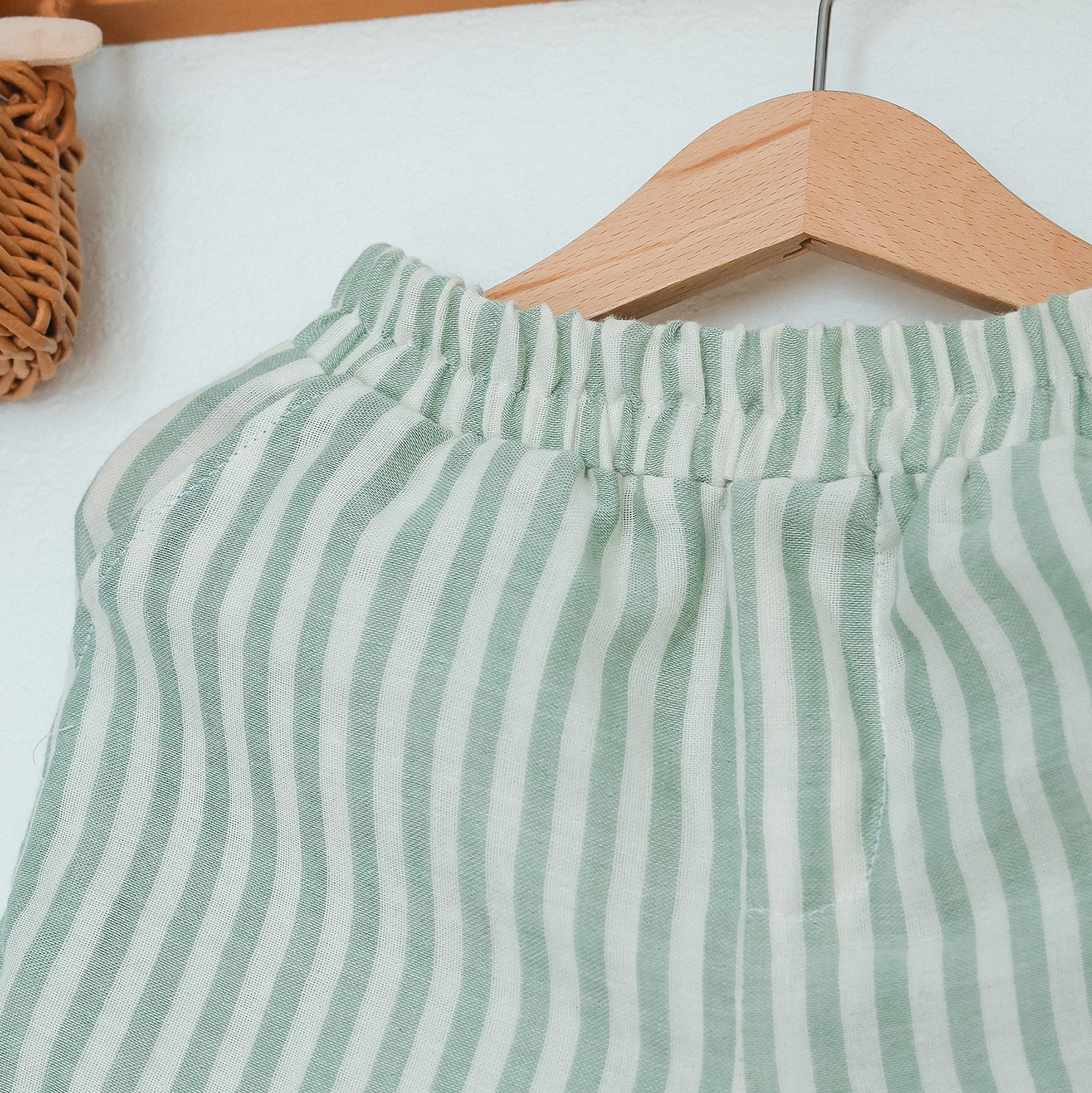 067 Штаны прямые с карманами. Эко-одежда для детей