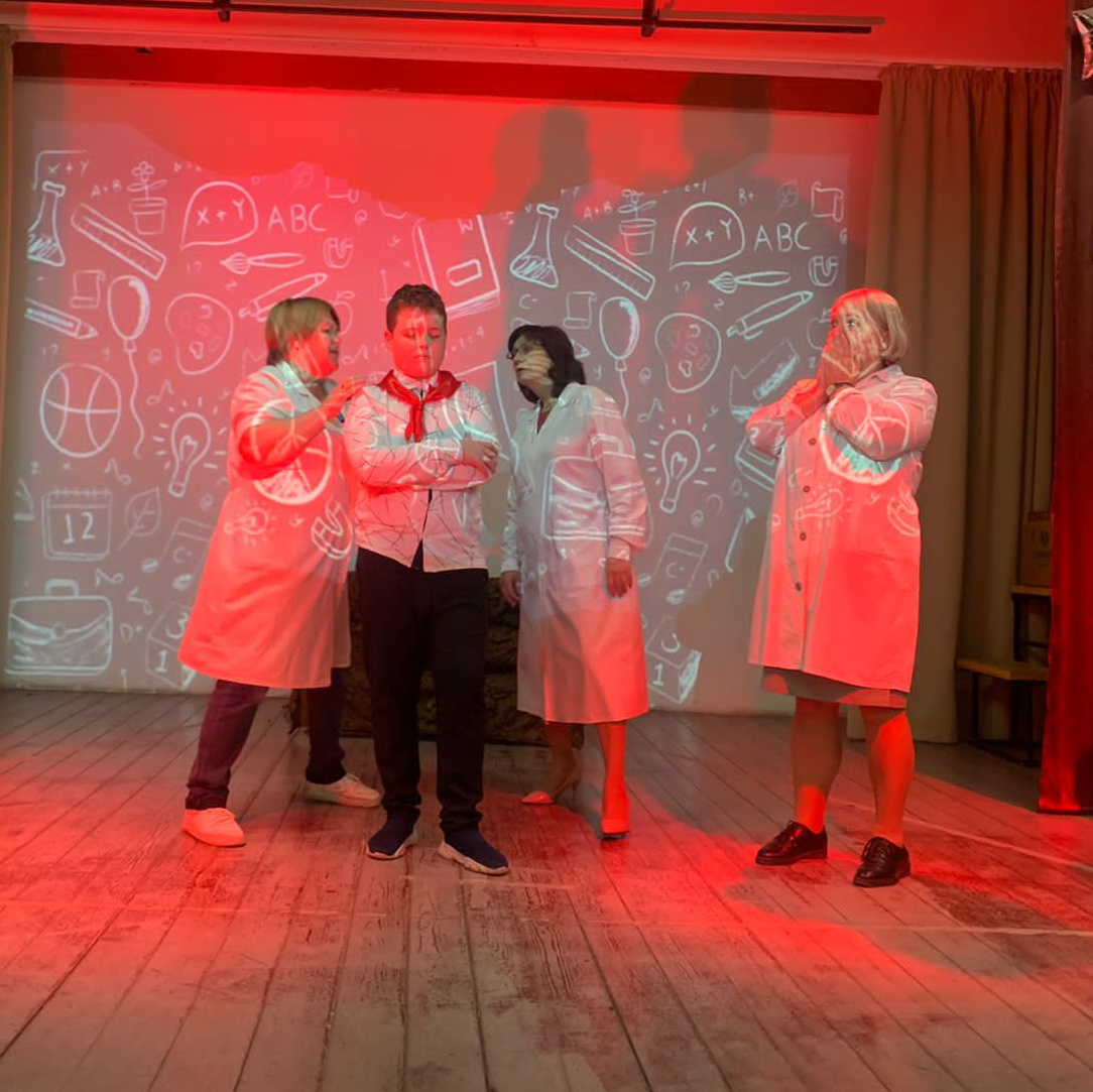 Начало 13 театрального сезона