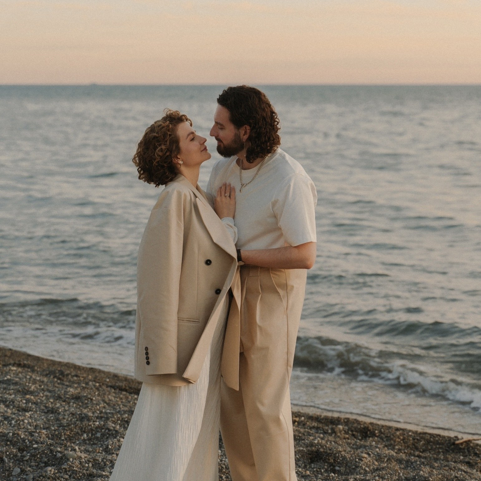 Фотограф в Сочи, Адлере и Красной Поляне Максим Иванов. Фотограф на Пхукете Максим