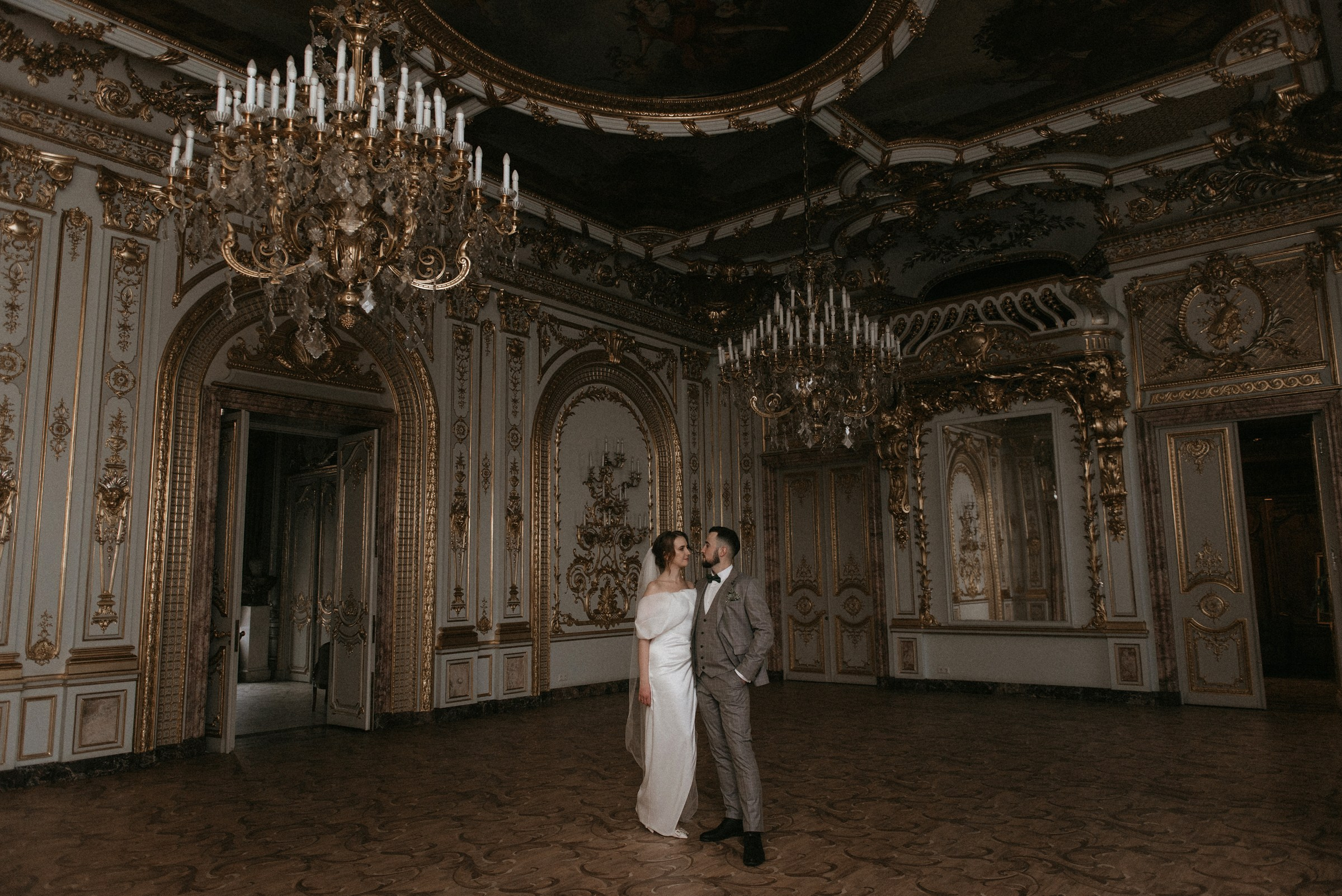 свадебная фотосессия в Доме Архитектора, дворцы в Санкт-Петербурге для свадебной фотосессии
