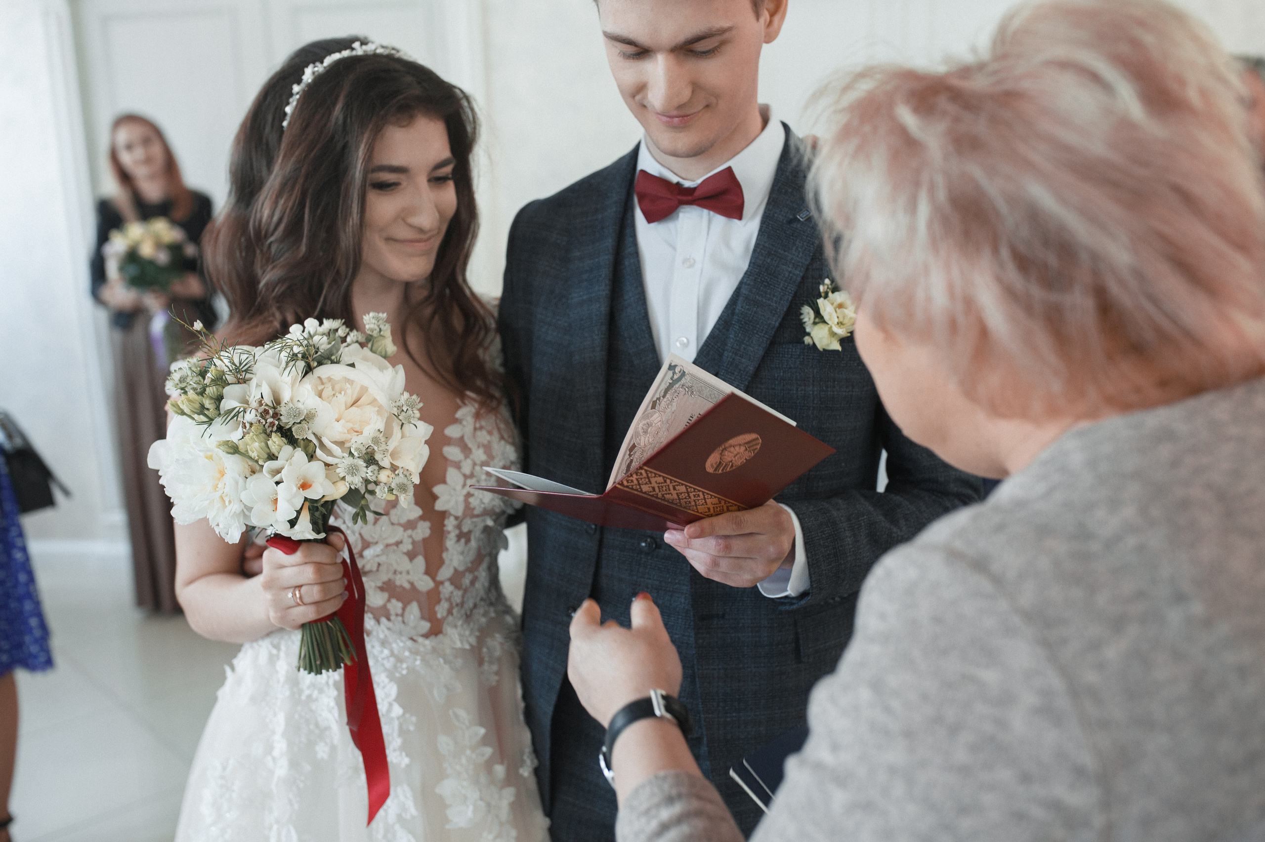 Фотосессия свадебного дня в Ботаническом саду, отеле Пекин