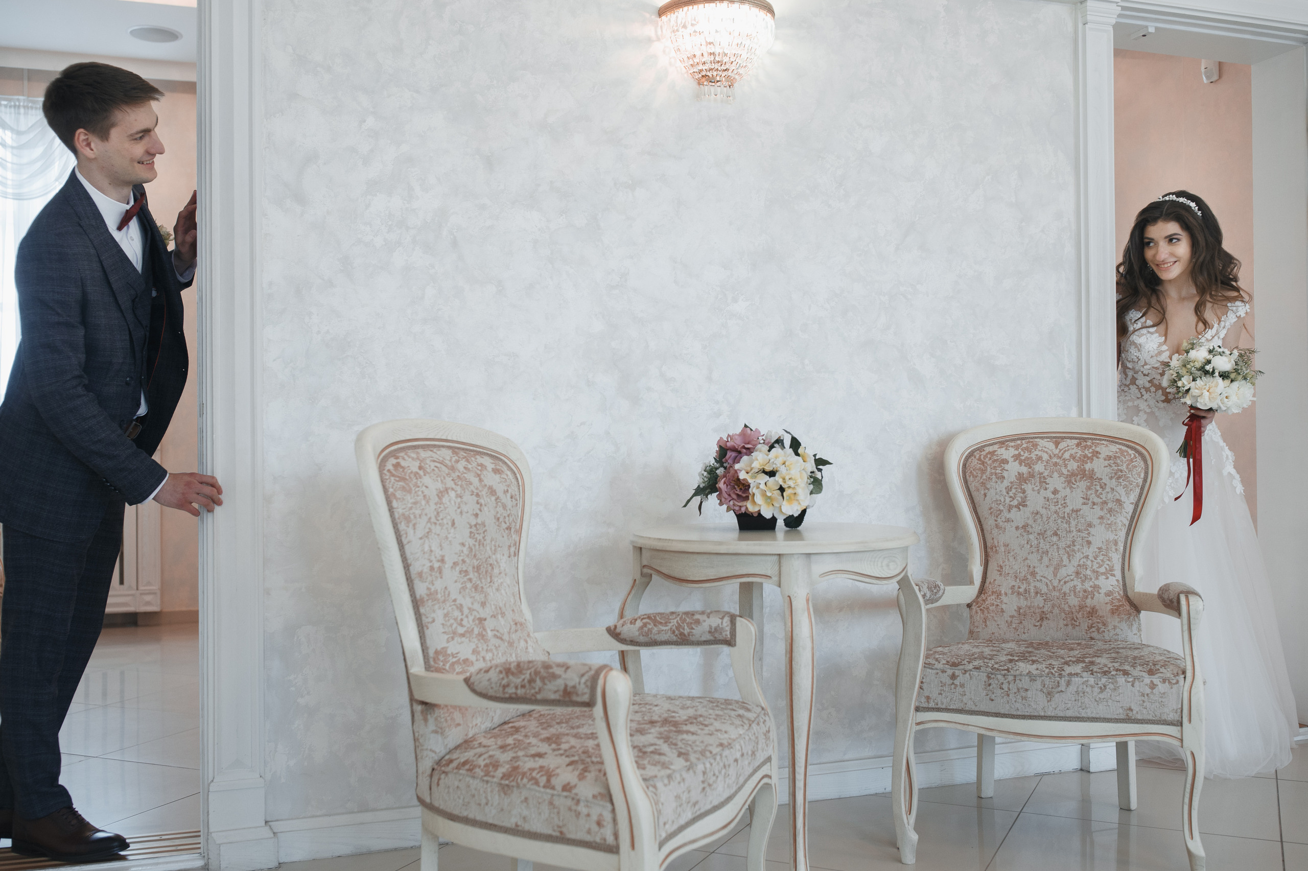 Фотосессия свадебного дня в Ботаническом саду, отеле Пекин