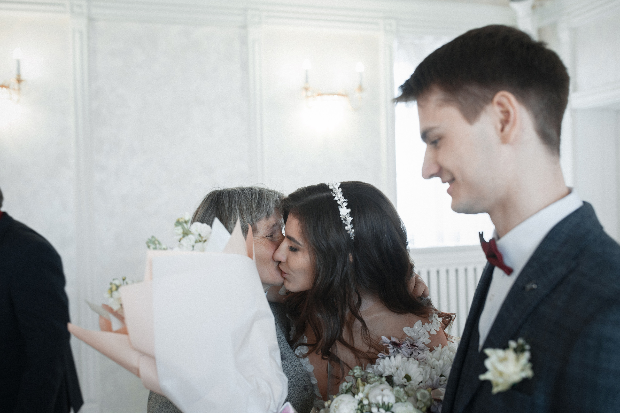 Фотосессия свадебного дня в Ботаническом саду, отеле Пекин