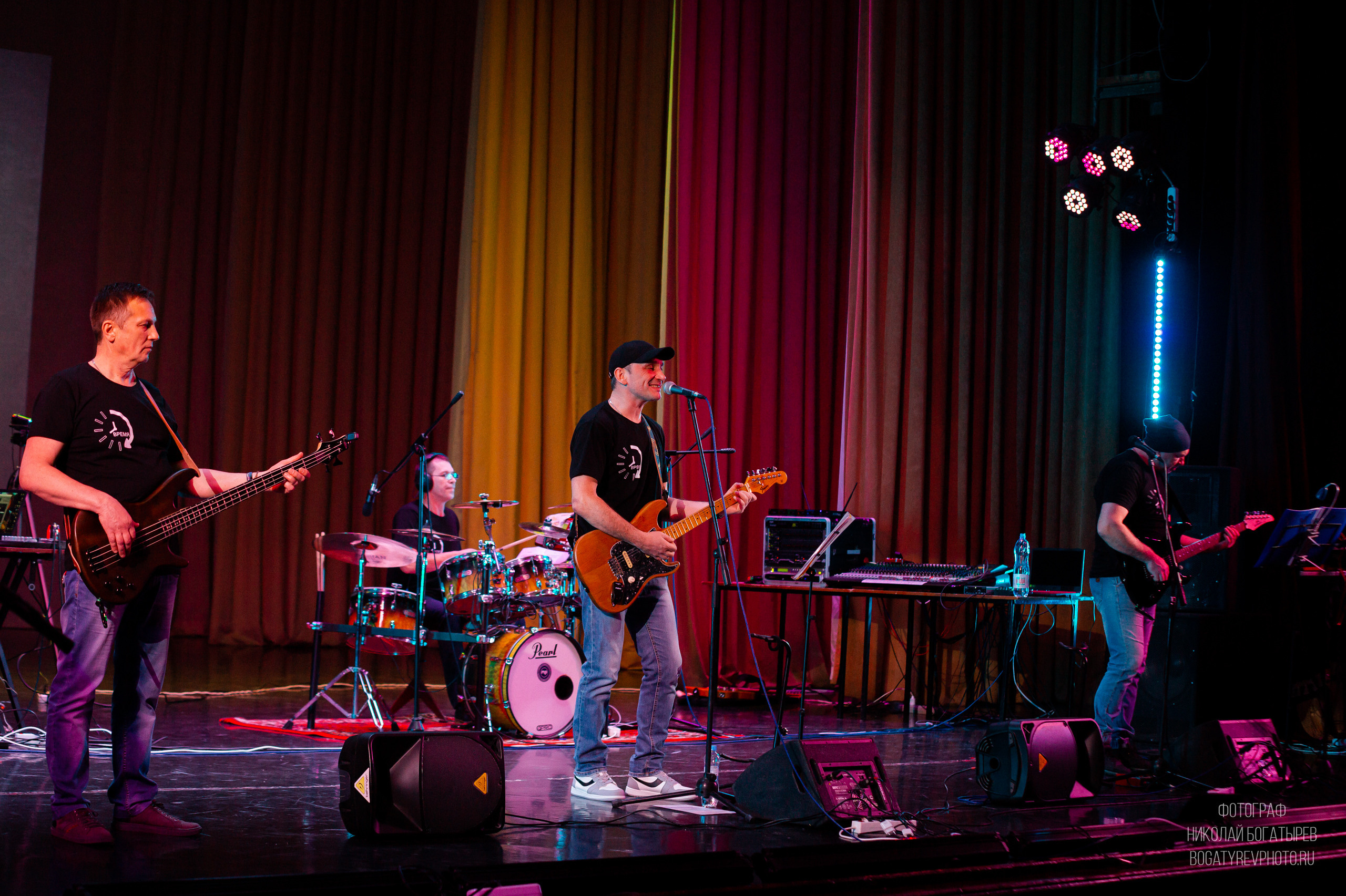 Музыкальный коллектив - Время. Фотосъемка мероприятия Мценск. Фотограф Мценск Богатырев Николай