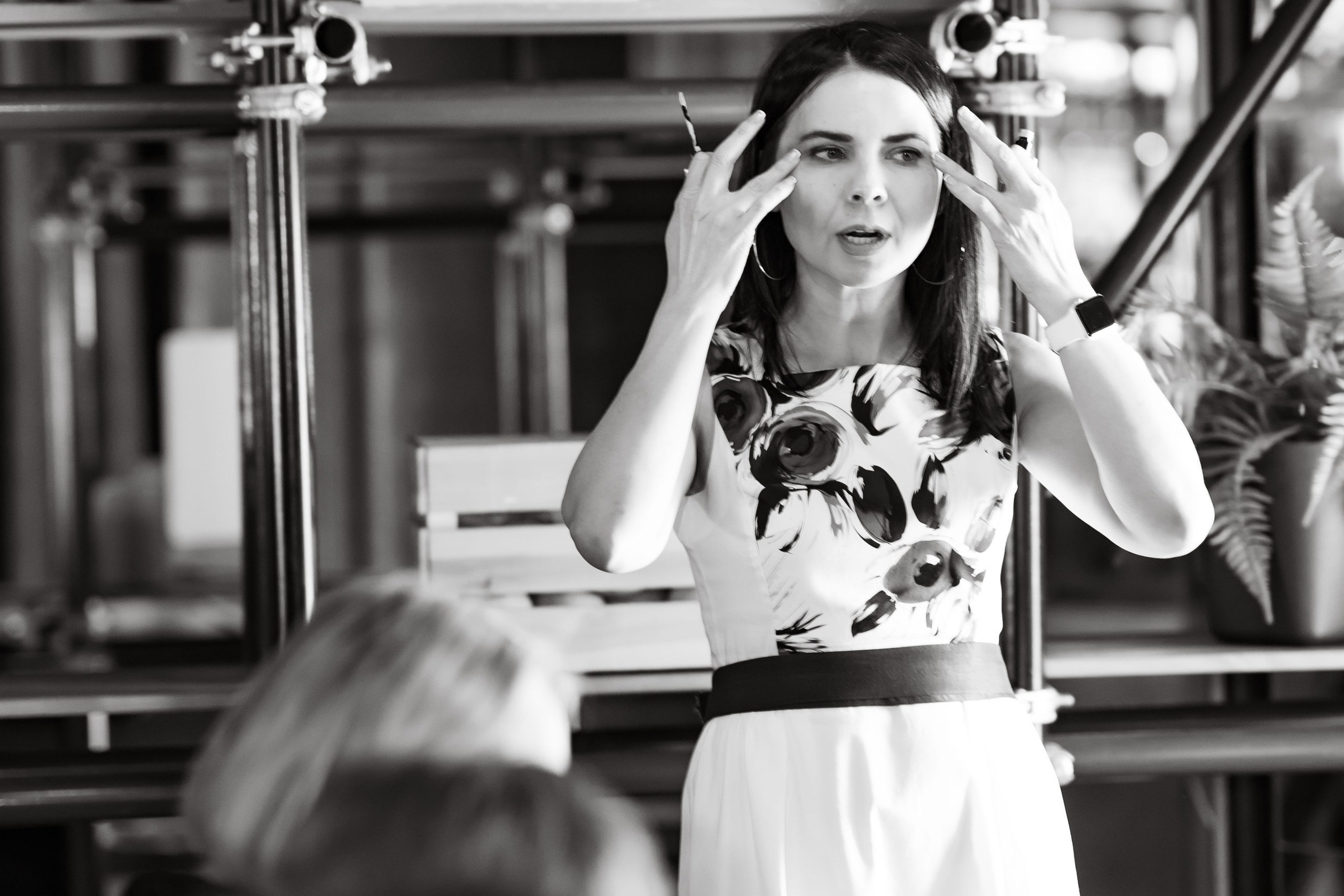 Видео для Брендов и Экспертов