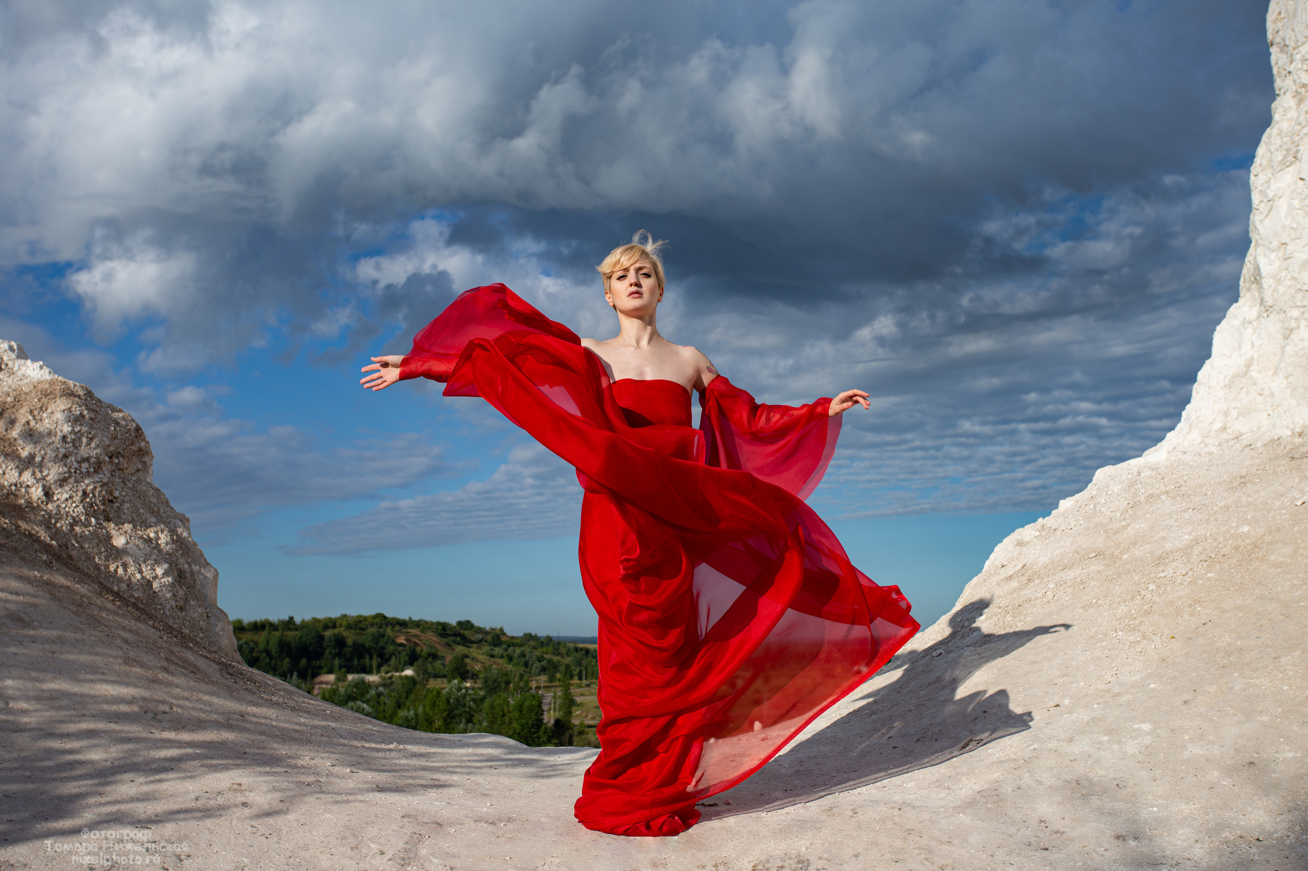 Самурай  и леди   в красном. Идея для  фото сессии. Фотограф Тамара Нижельская Воронеж