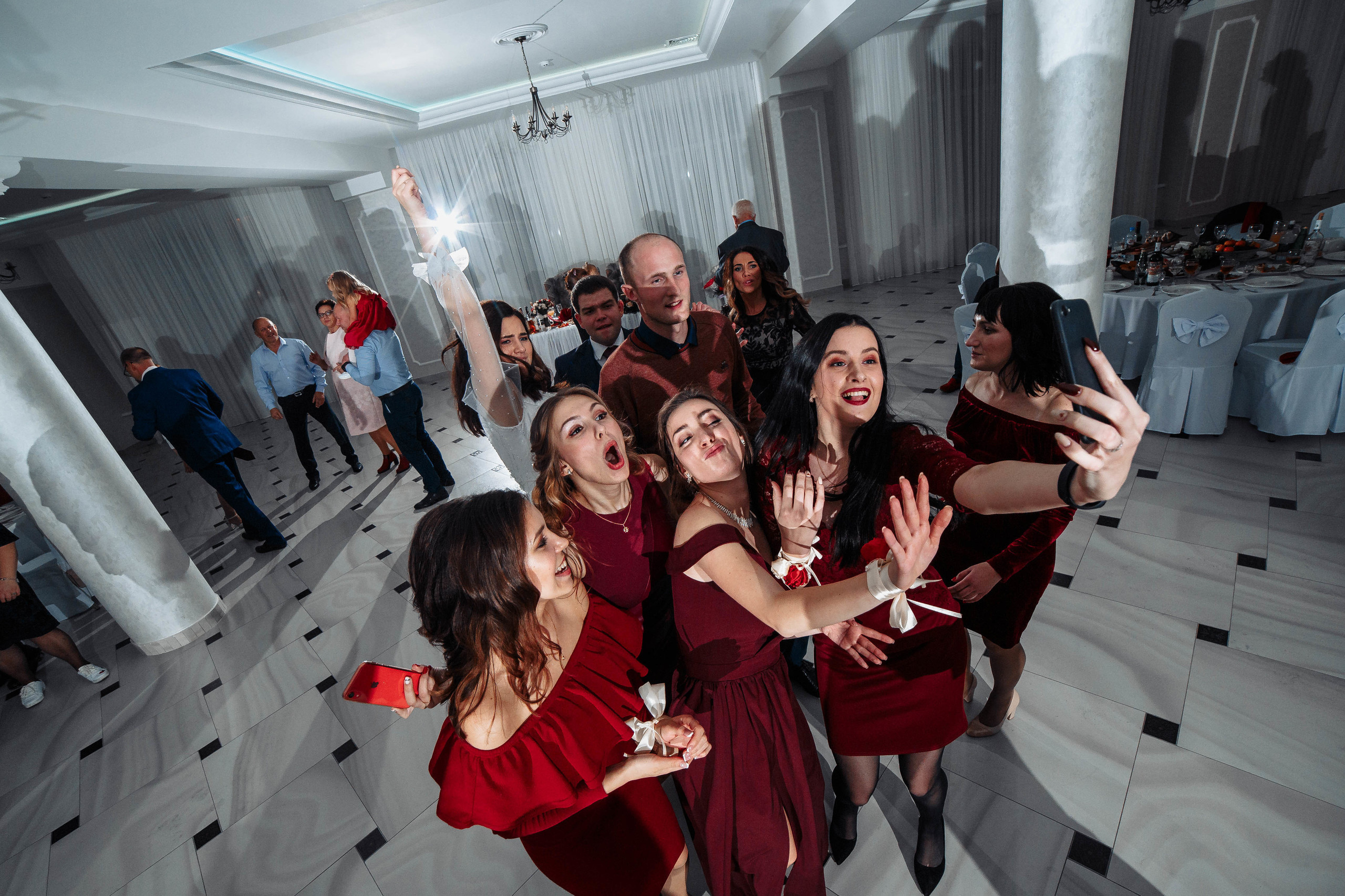 Свадьба в дождливый день. Свадебный фотограф Вашкевич Денис