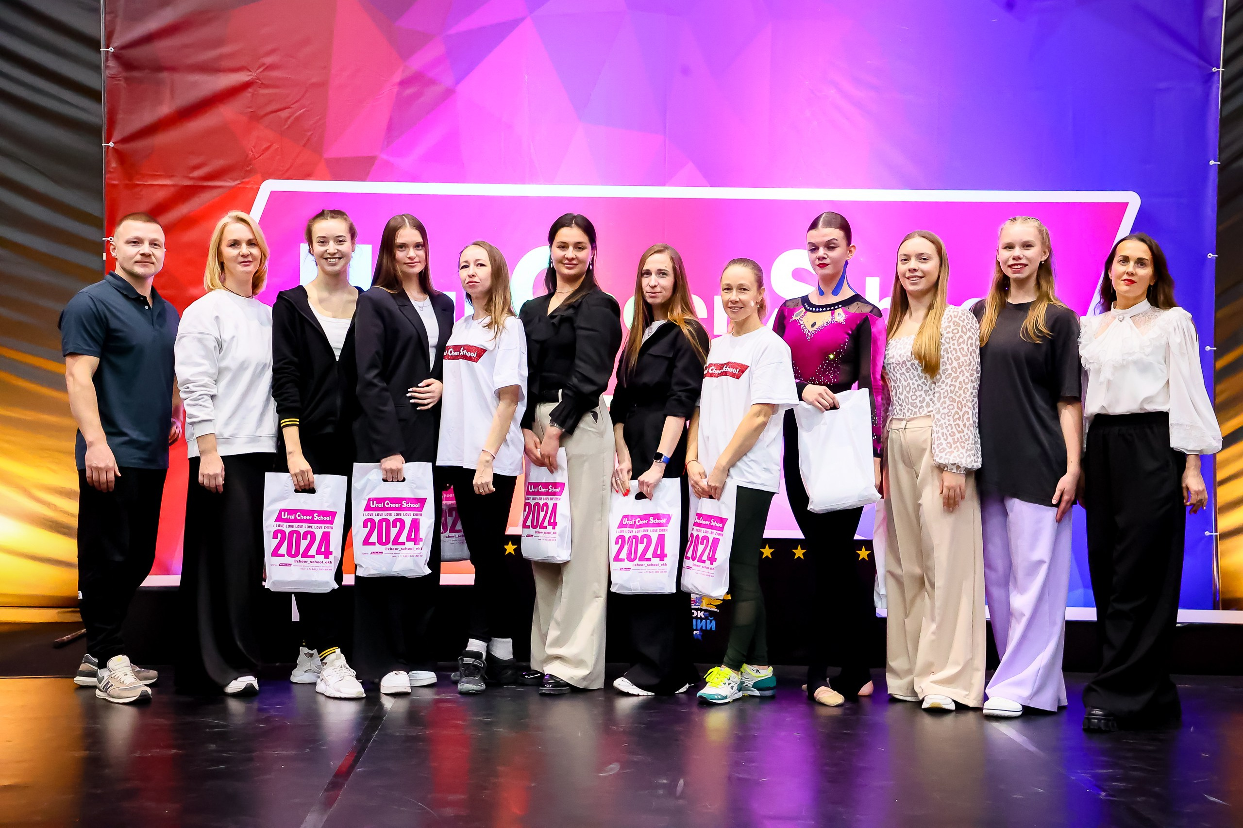 Фотосъемка Зимнего Кубка по чир спорту УШСЧ. Спортивный фотограф Екатеринбург Онлайн трансляции