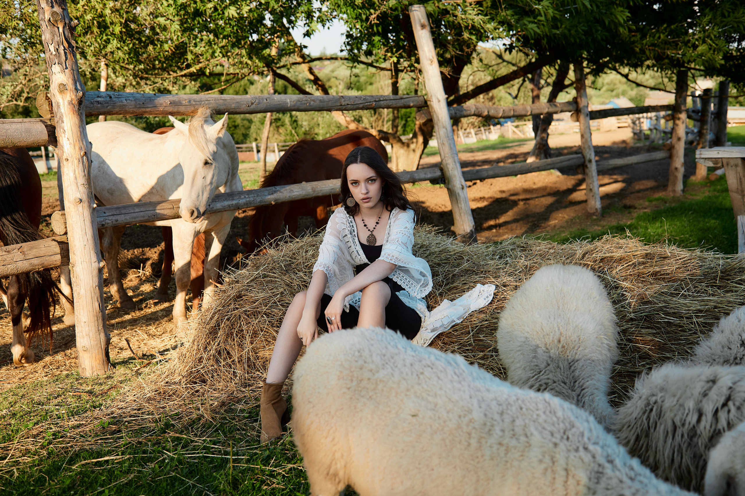 Фотосессия с лошадьми на ферме. Фотограф в Минске Анна Кучинская