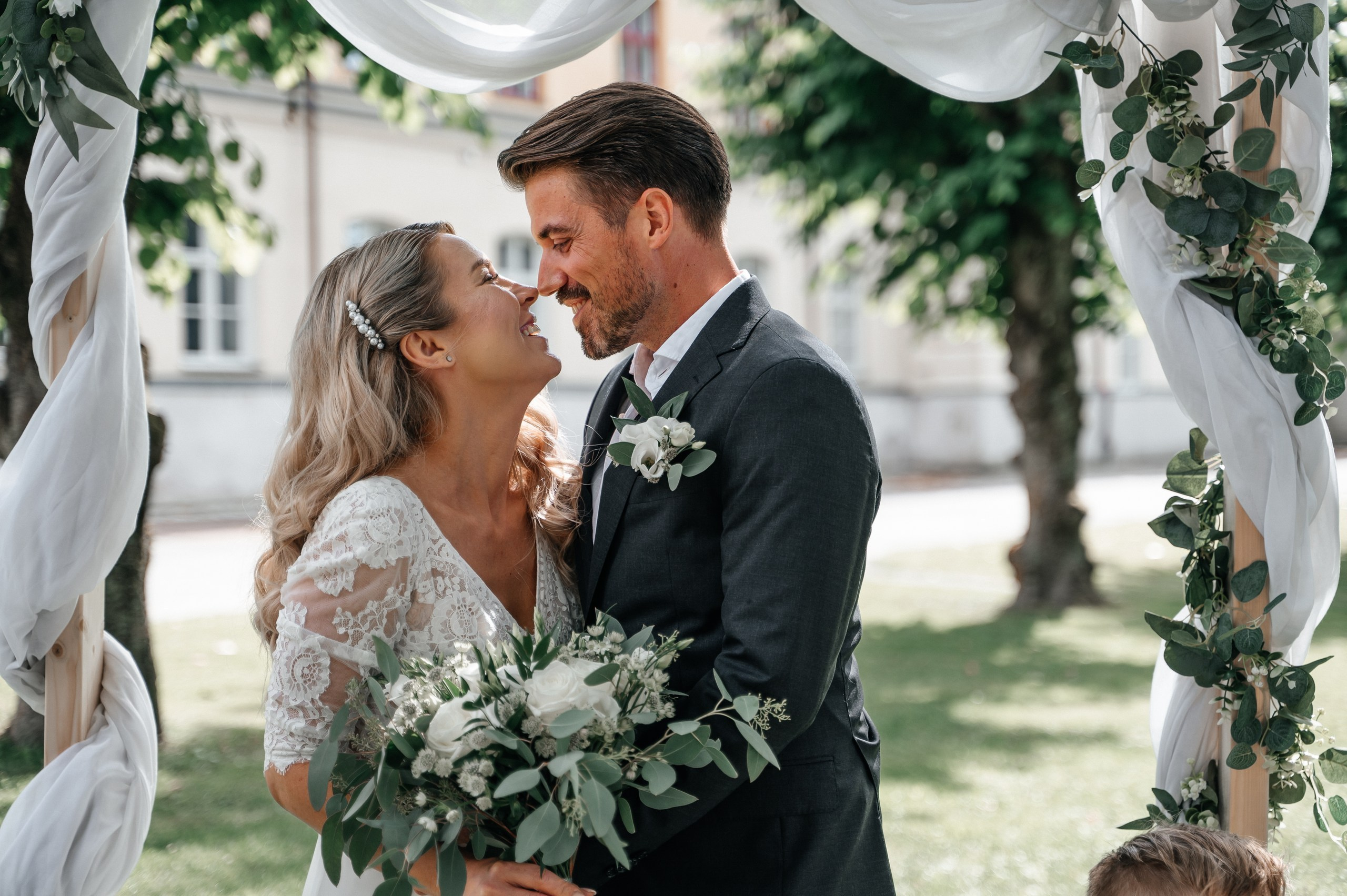 Couples Photoshoot: Before or After Vigseln?. Bröllopsfotograf i Göteborg | Halmstad — Valentina