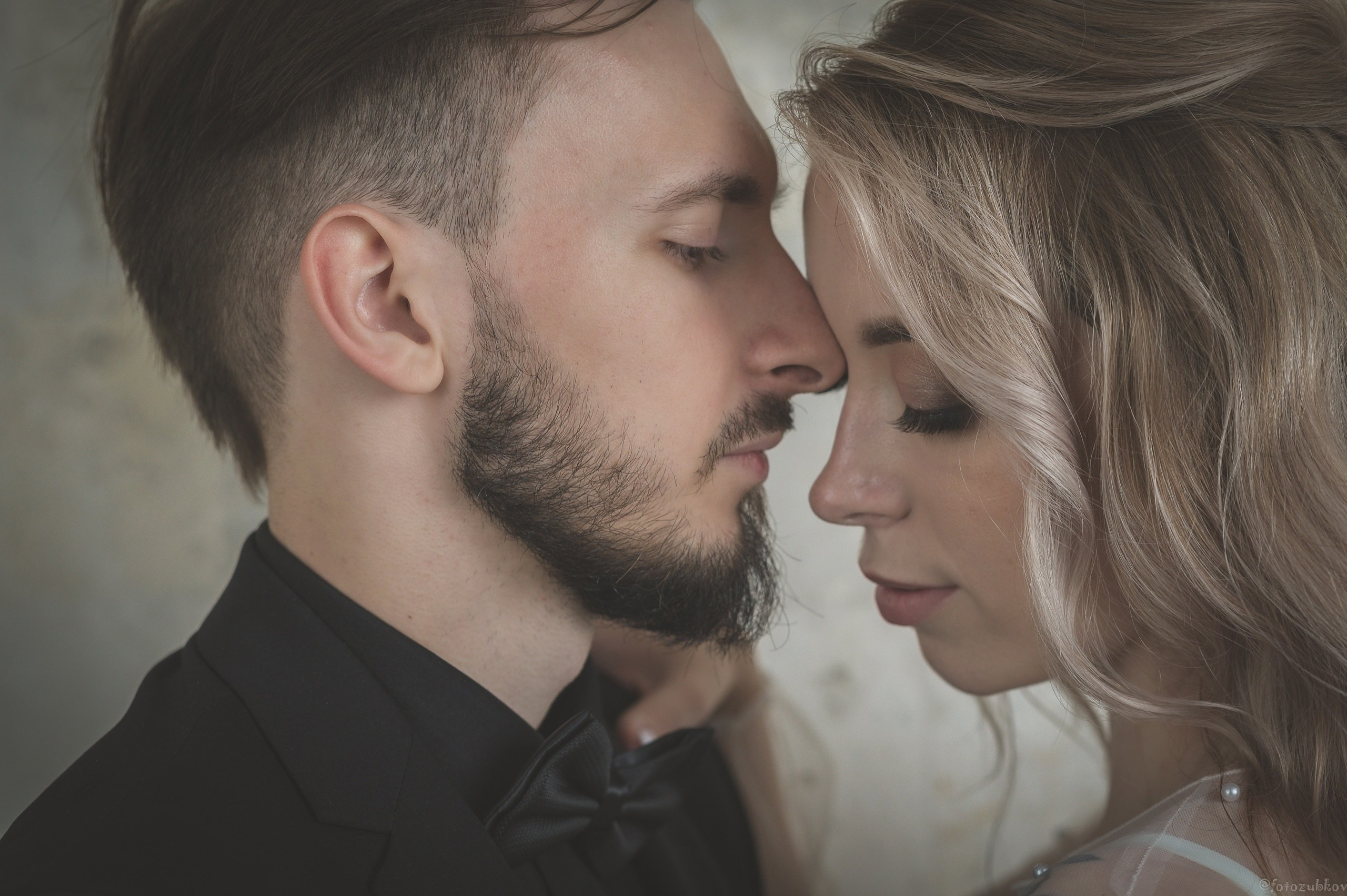 Подарочный сертификат на 14 февраля. Портретный фотограф в Москве Александр Зубков