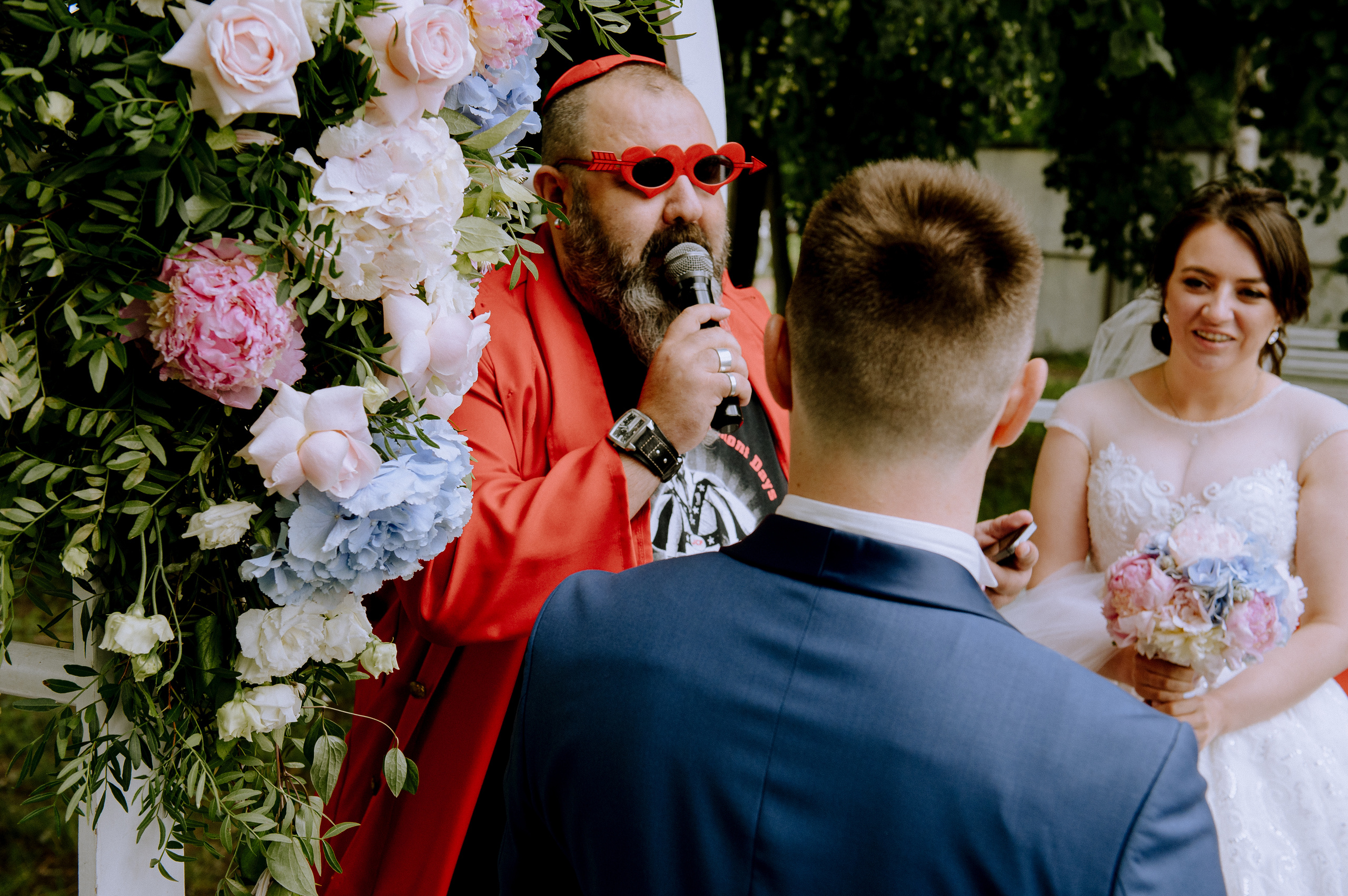 Как душевно провести выездную регистрацию