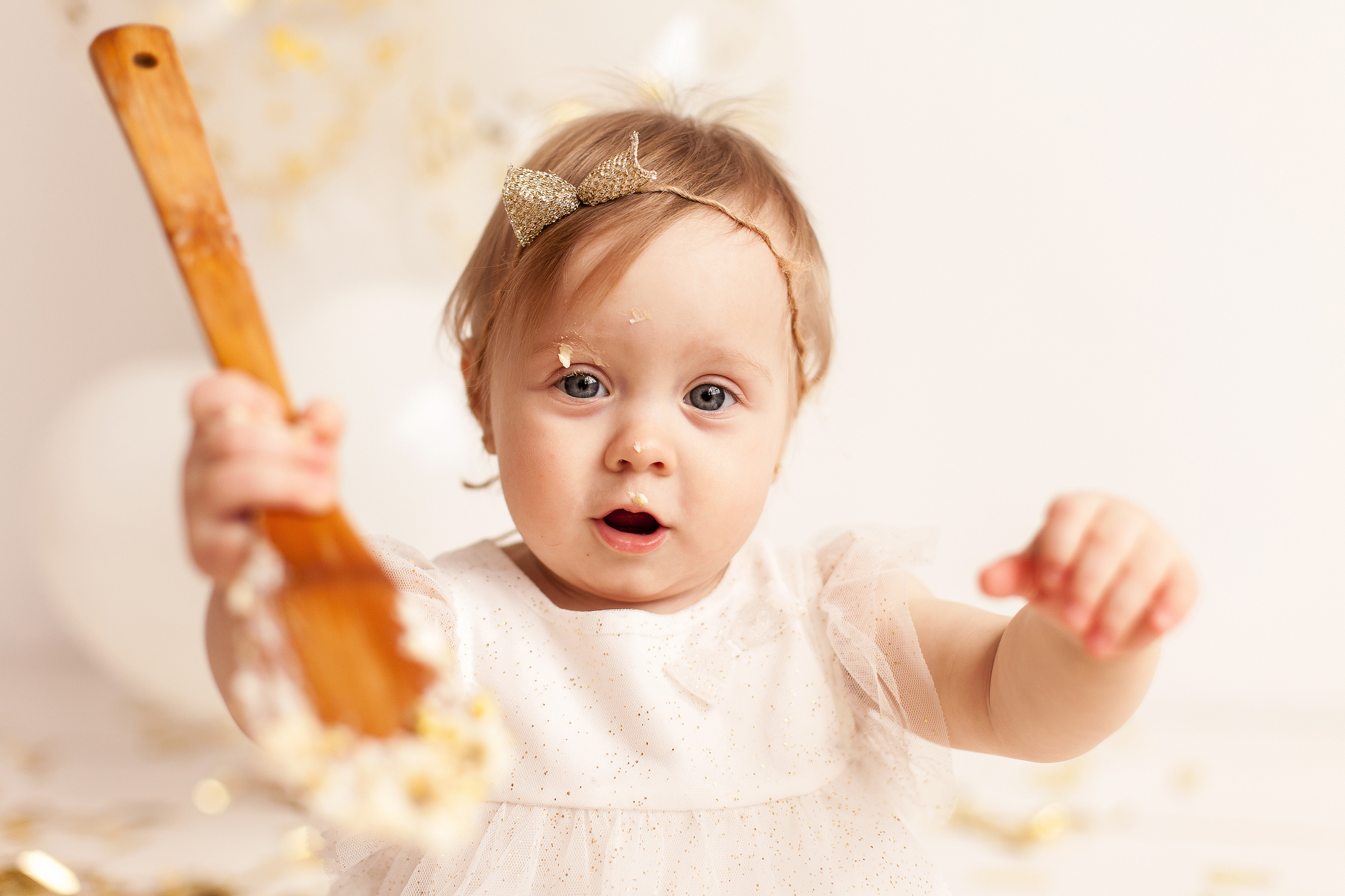 Первый день рождения с тортиком. Детский фотограф в Самаре