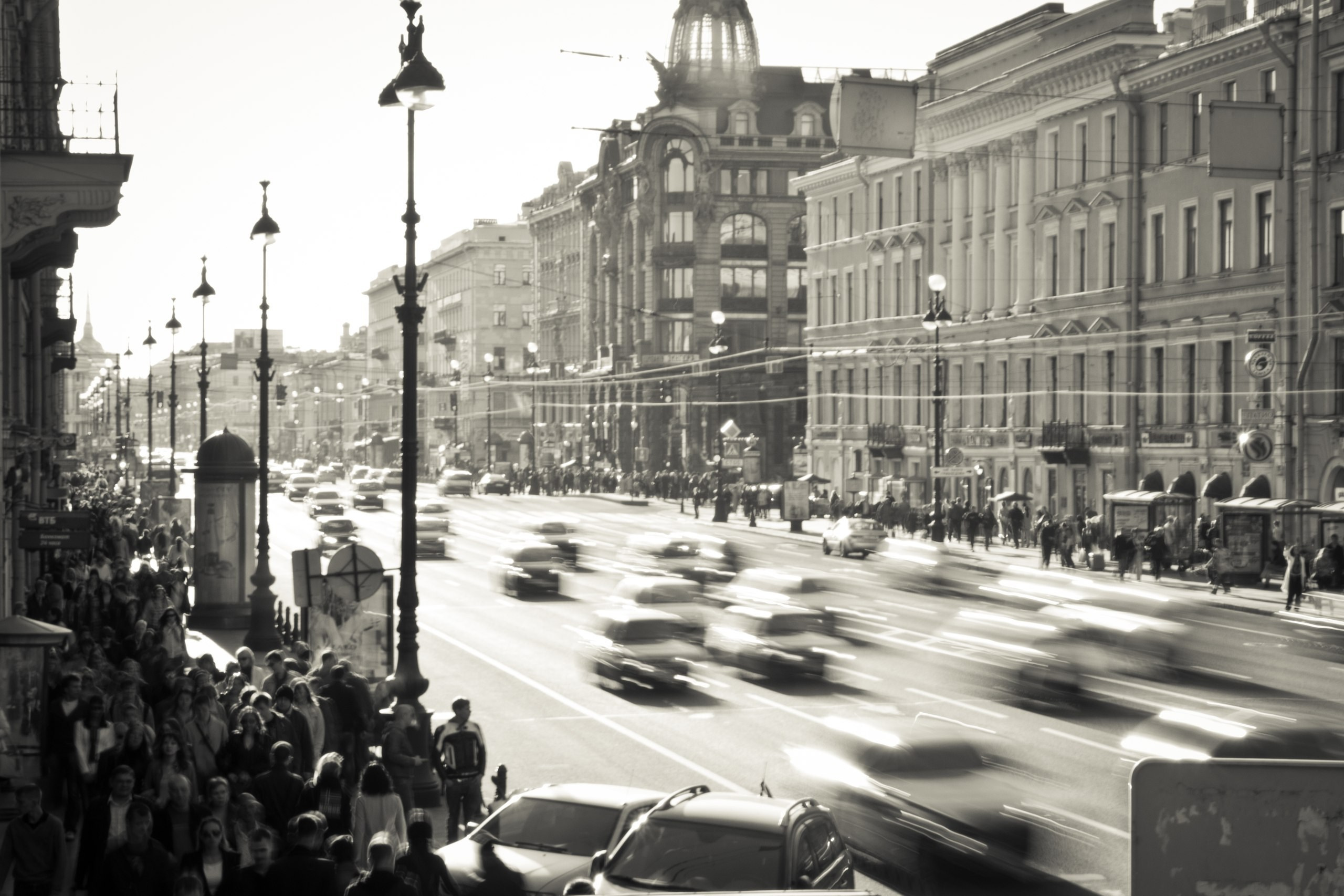 Профессиональный фотограф Максим Лядов