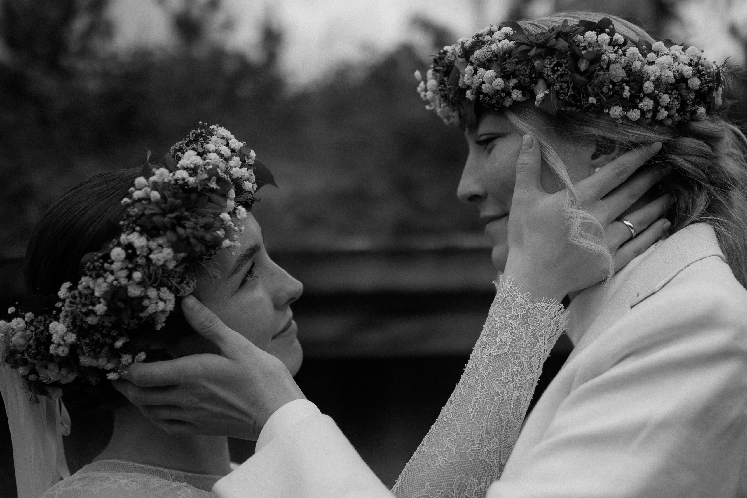 WEDDING. Elopement Wedding Photographer