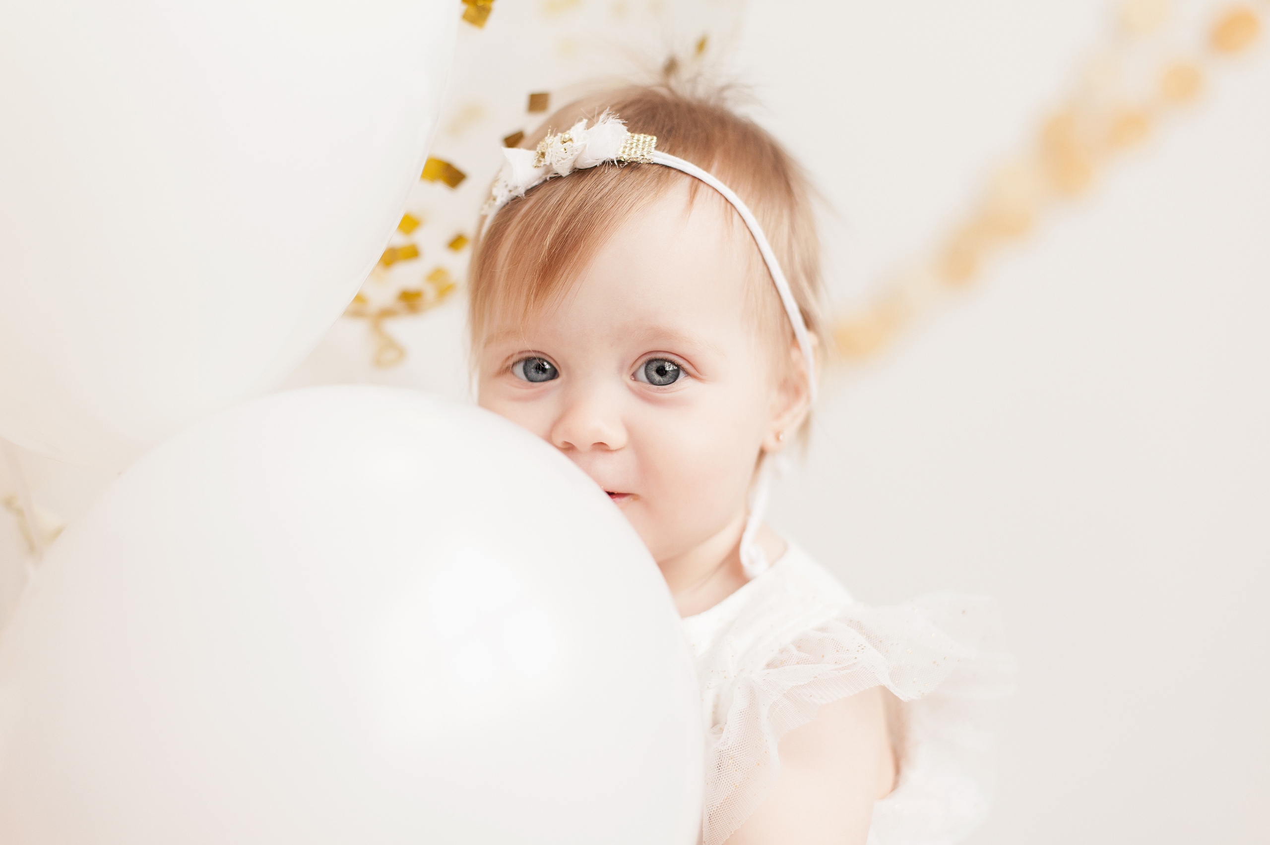 Первый день рождения с тортиком. Детский фотограф в Самаре