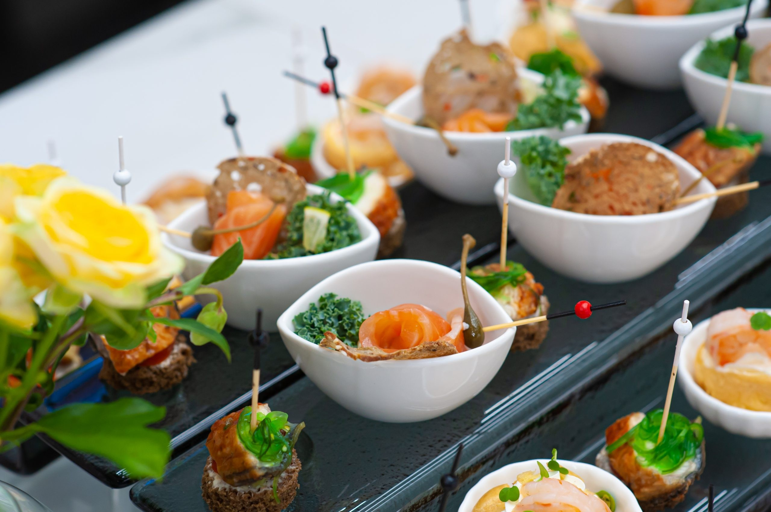 Команда мини-отеля «Таежный». Организация свадеб под ключ в Раменском