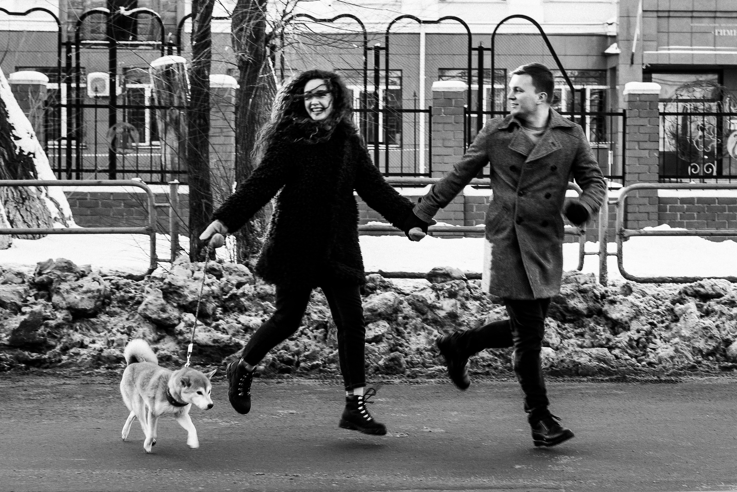 Прогулка с любимым питомцем. Свадебный Фотограф в Челябинске Василий Гладченко