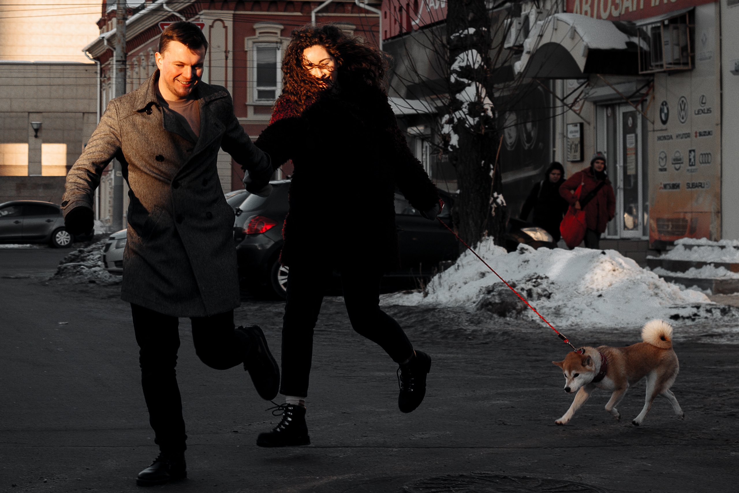 Прогулка с любимым питомцем. Свадебный Фотограф в Челябинске Василий Гладченко