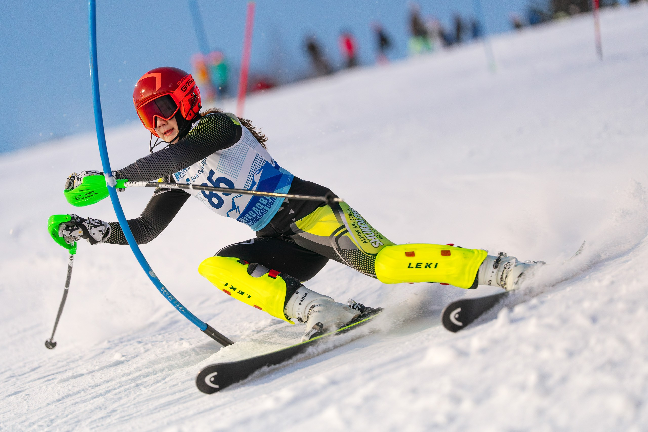 Фото с соревнований по горнолыжному спорту в Дмитровском городском округе Московской области 2024-2025. Фотограф Студитский Евгений