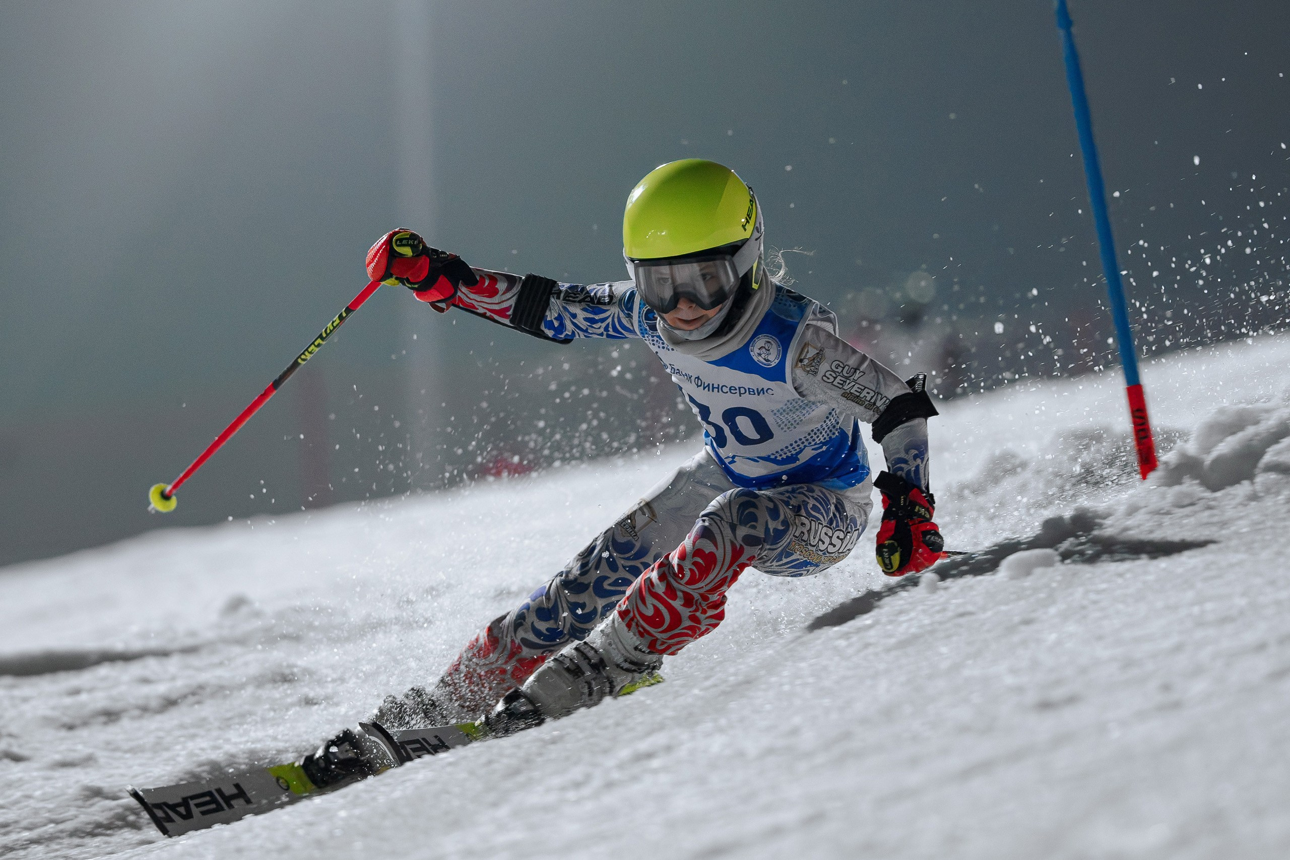 Фото с соревнований по горнолыжному спорту в Дмитровском городском округе Московской области 2024-2025. Фотограф Студитский Евгений