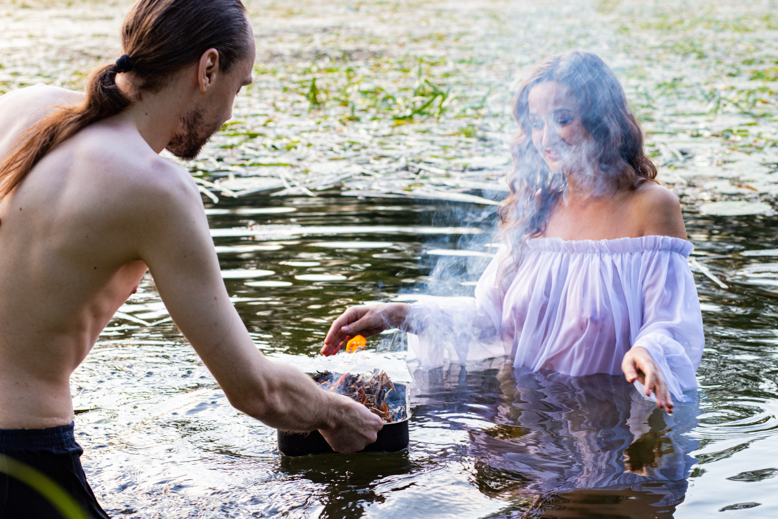 Фото проект утопленница. Главное не  бояться  пиявок. Фотограф Тамара Нижельская Воронеж