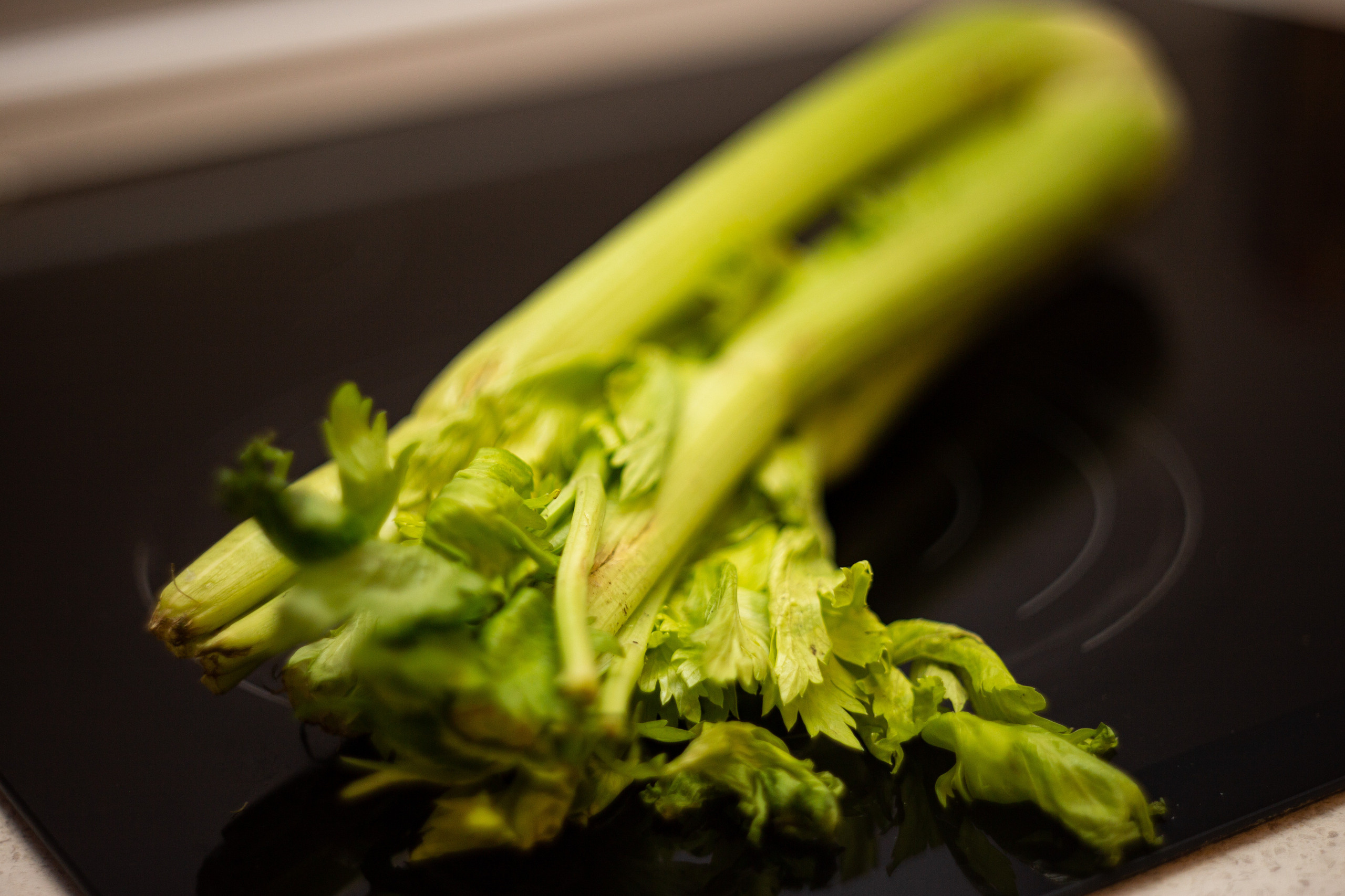 Салат  с  сельдереем. Фотограф Тамара Нижельская Воронеж