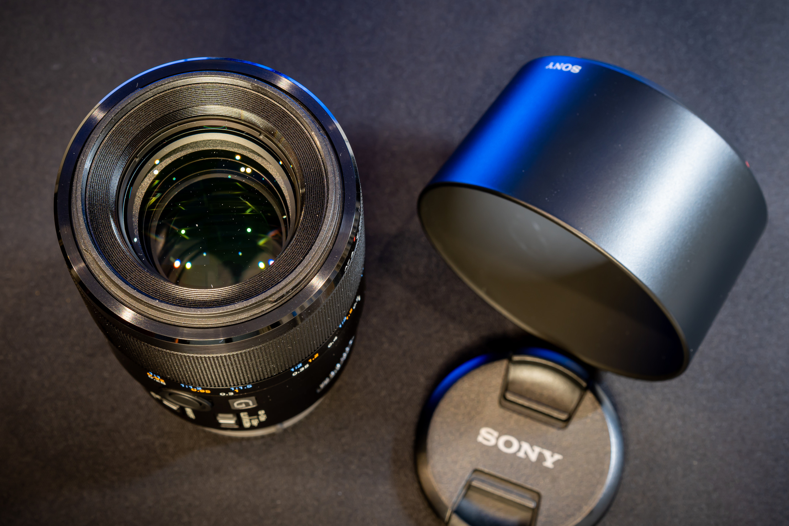 Объектив Sony FE 90 mm f/2.8 Macro G OSS