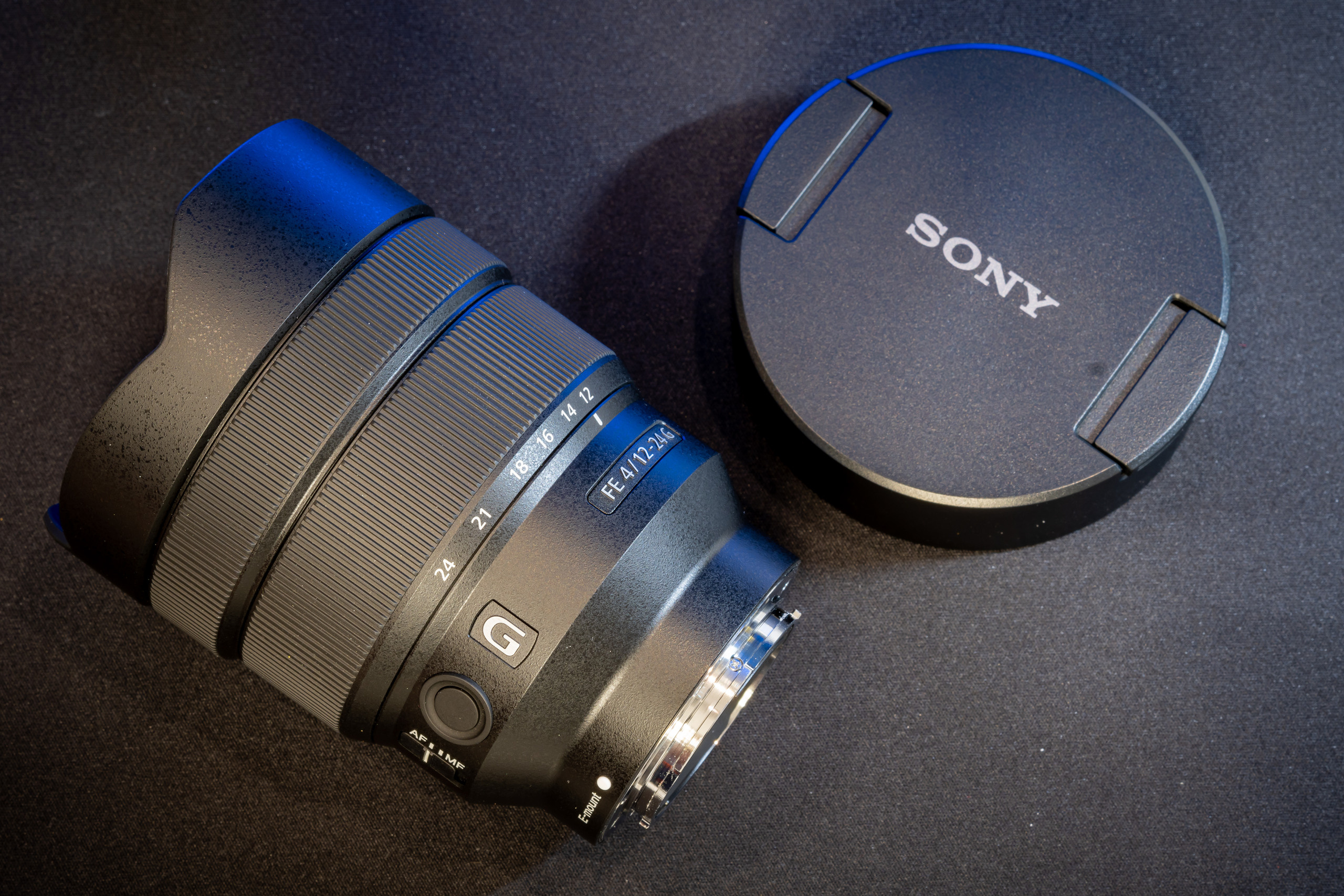 Объектив Sony FE 12-24mm f/4 G