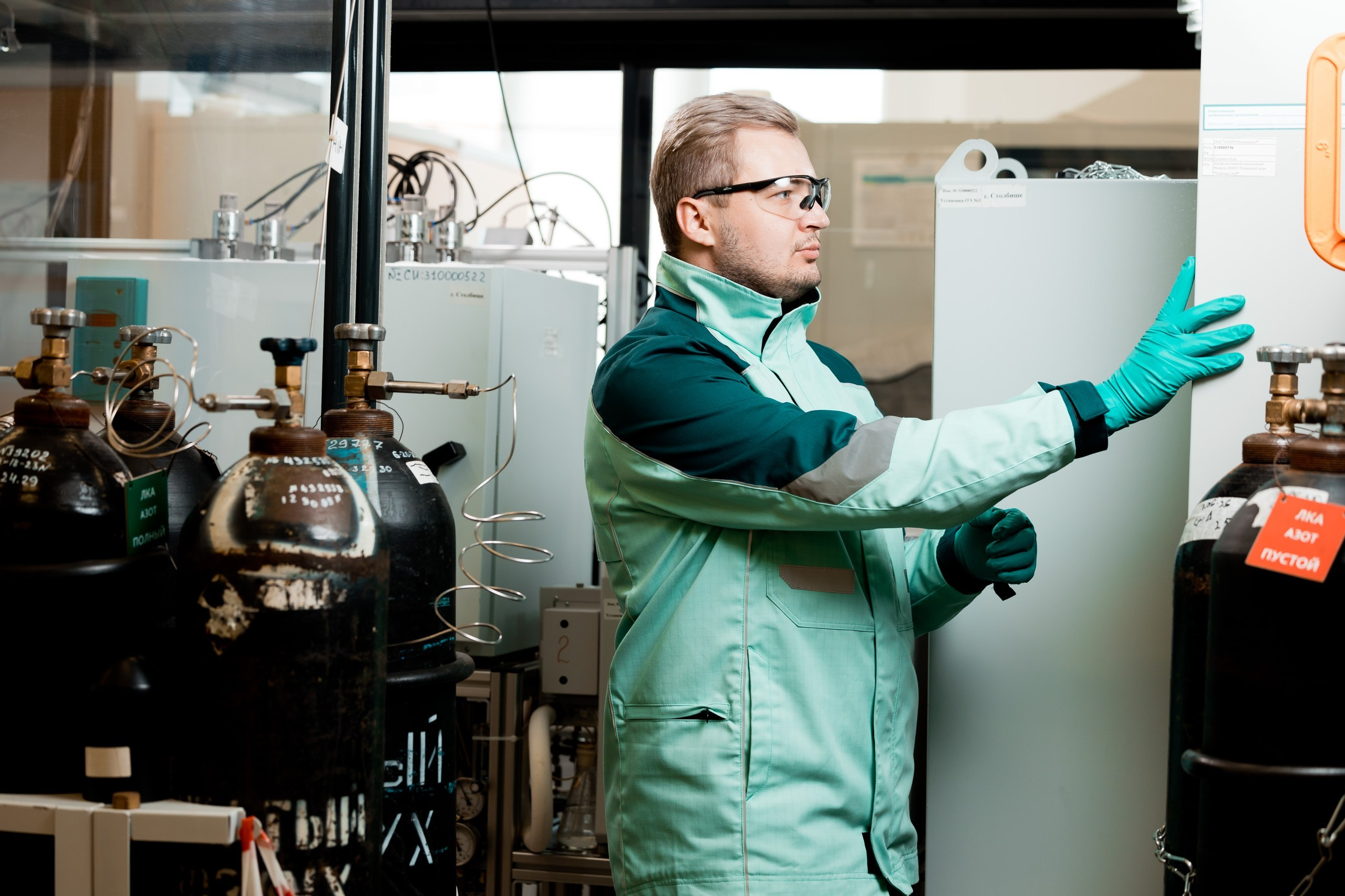 Рилс-сериал «Комната отдыха» о молодых ученых СИБУРа. SMM-менеджер и фотограф Садовникова Ольга