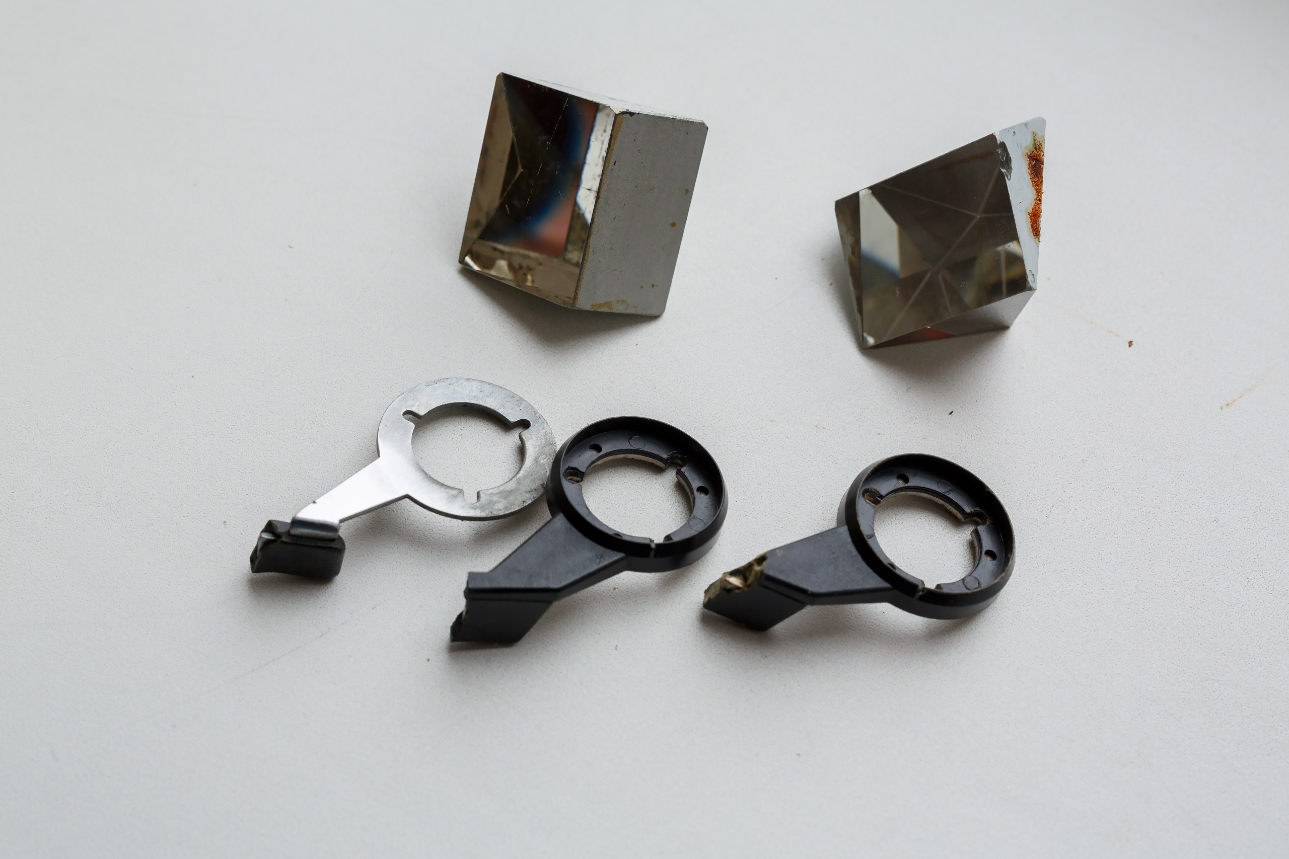 Ремонтируя очередной Зенит…. Фотограф Евгений Стельмах в Молодечно и Минске