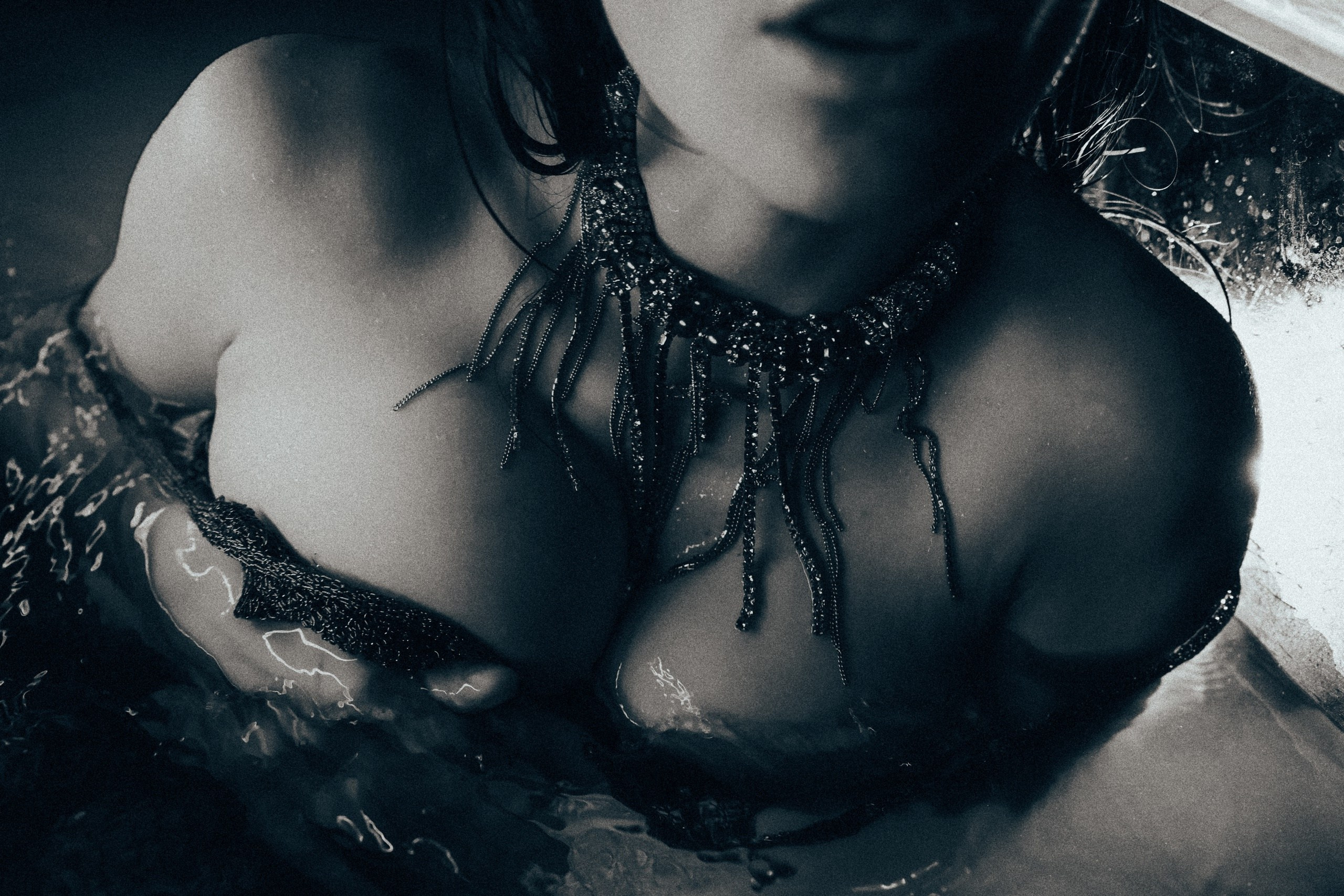 Подробнее о Ню съемке. Фотограф из Москвы — DASHA NOVA | Авторская фотография в разных жанрах