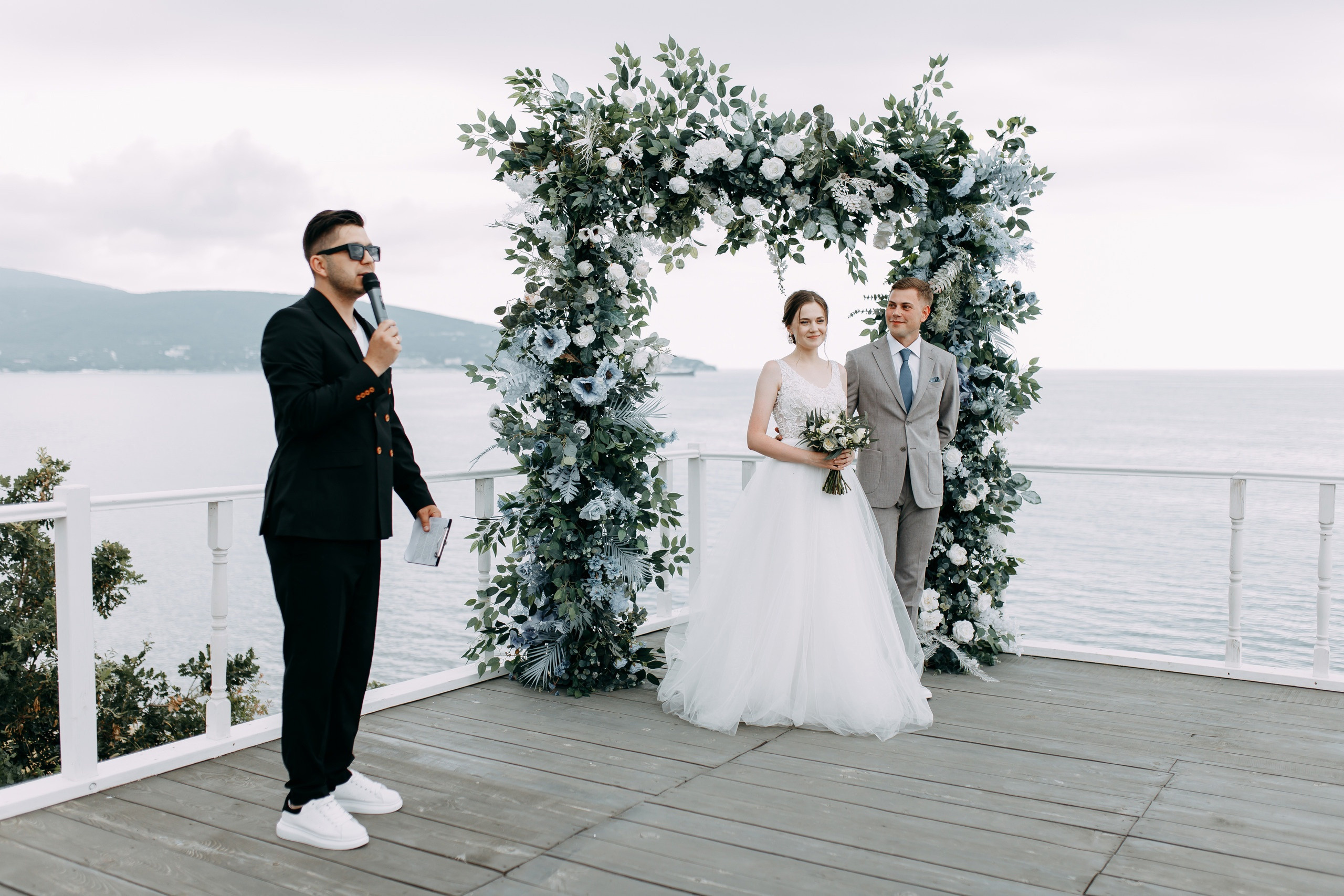 Подрядчики «Дом у моря». Подрядчики и друзья сети свадебных площадок House for wedding