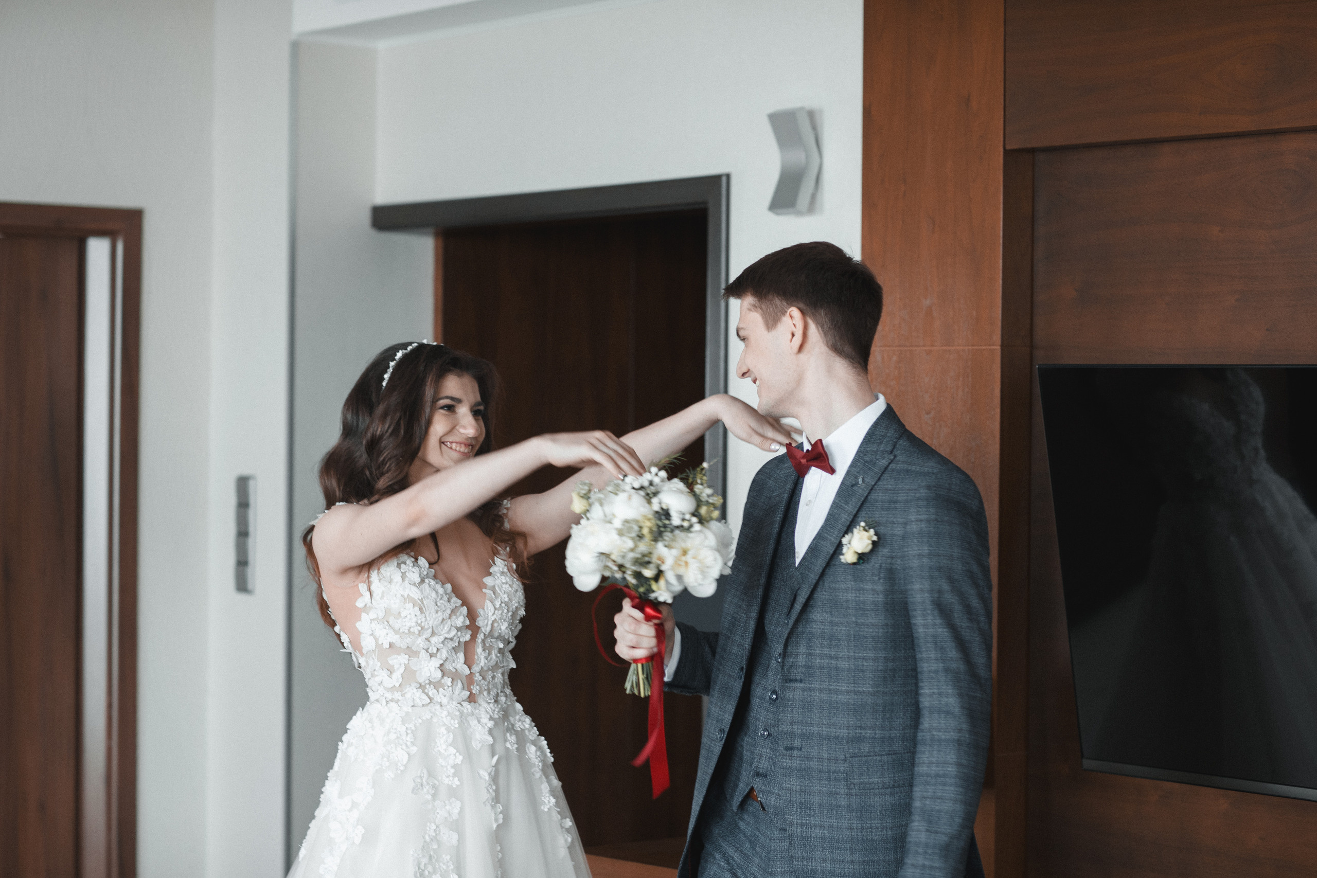 Фотосессия свадебного дня в Ботаническом саду, отеле Пекин