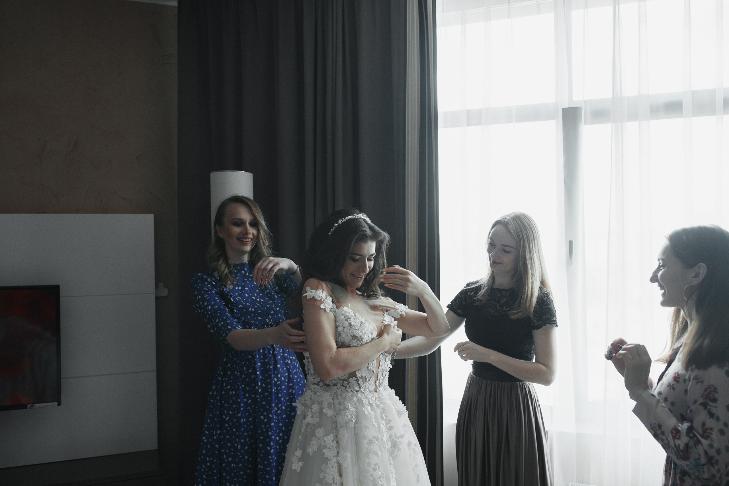 Фотосессия свадебного дня в Ботаническом саду, отеле Пекин