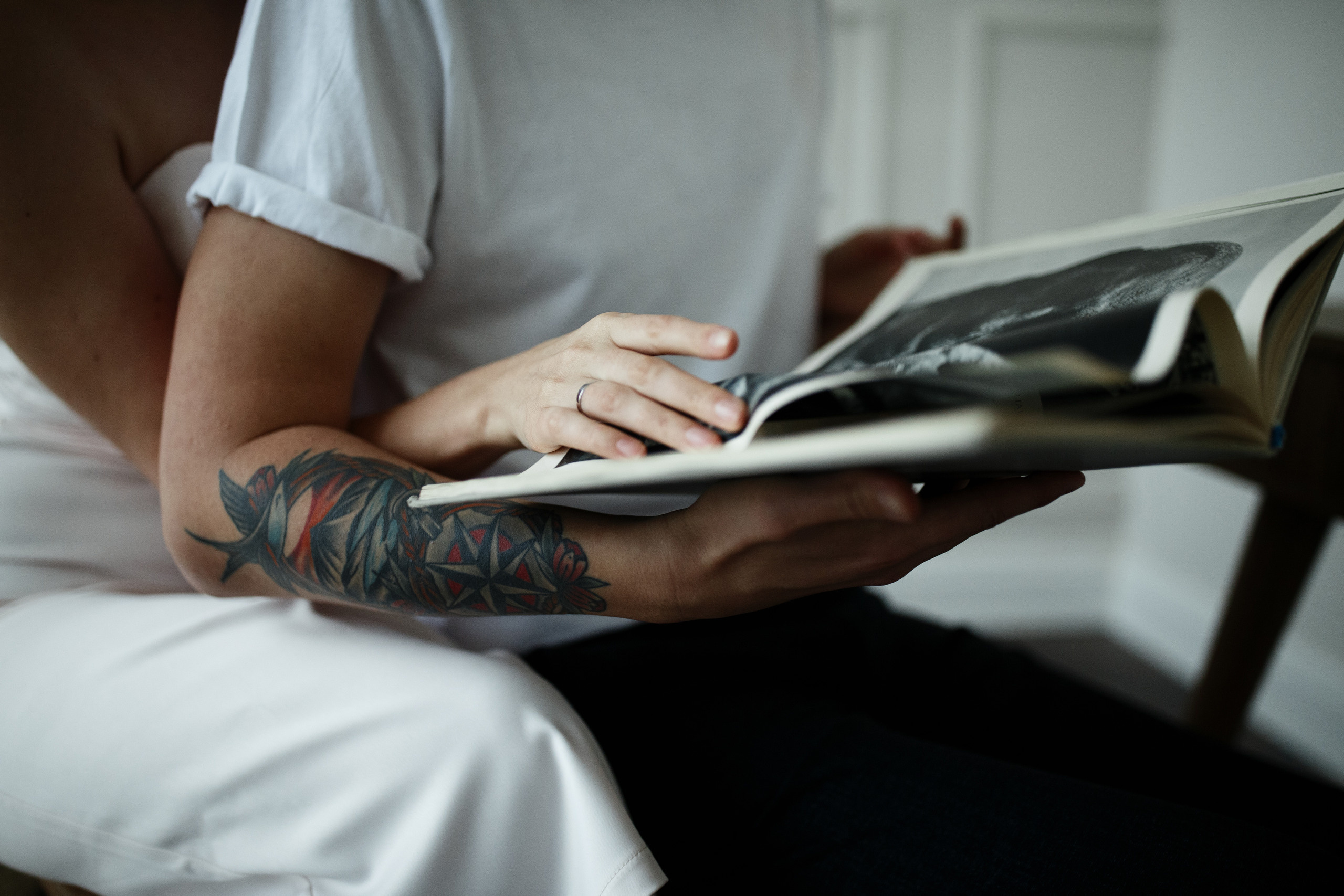 Фотосессия в студии при естественном освещении