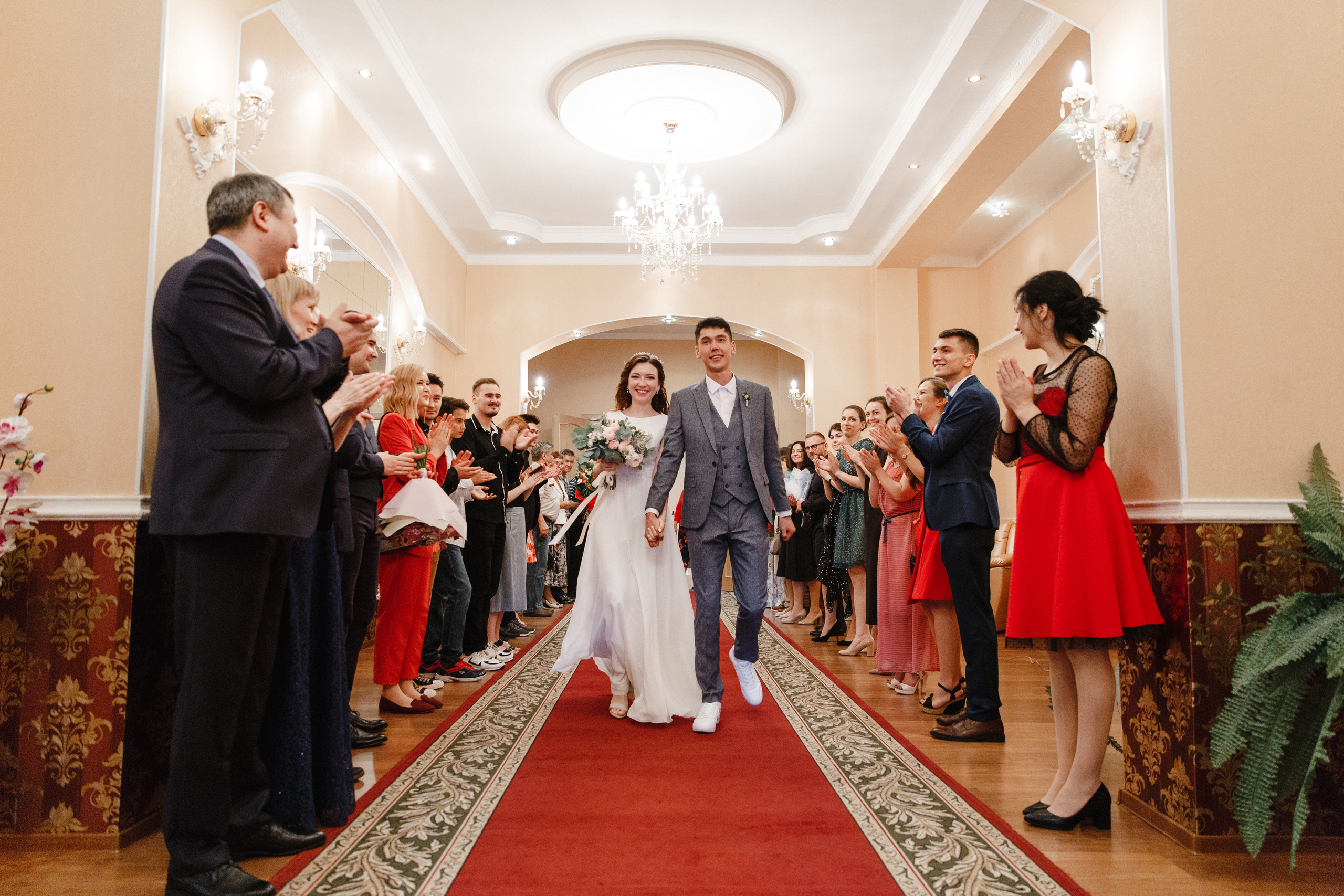 Оля и Артур. Анонс свадьбы. Семейный и свадебный фотограф Полина Принцева