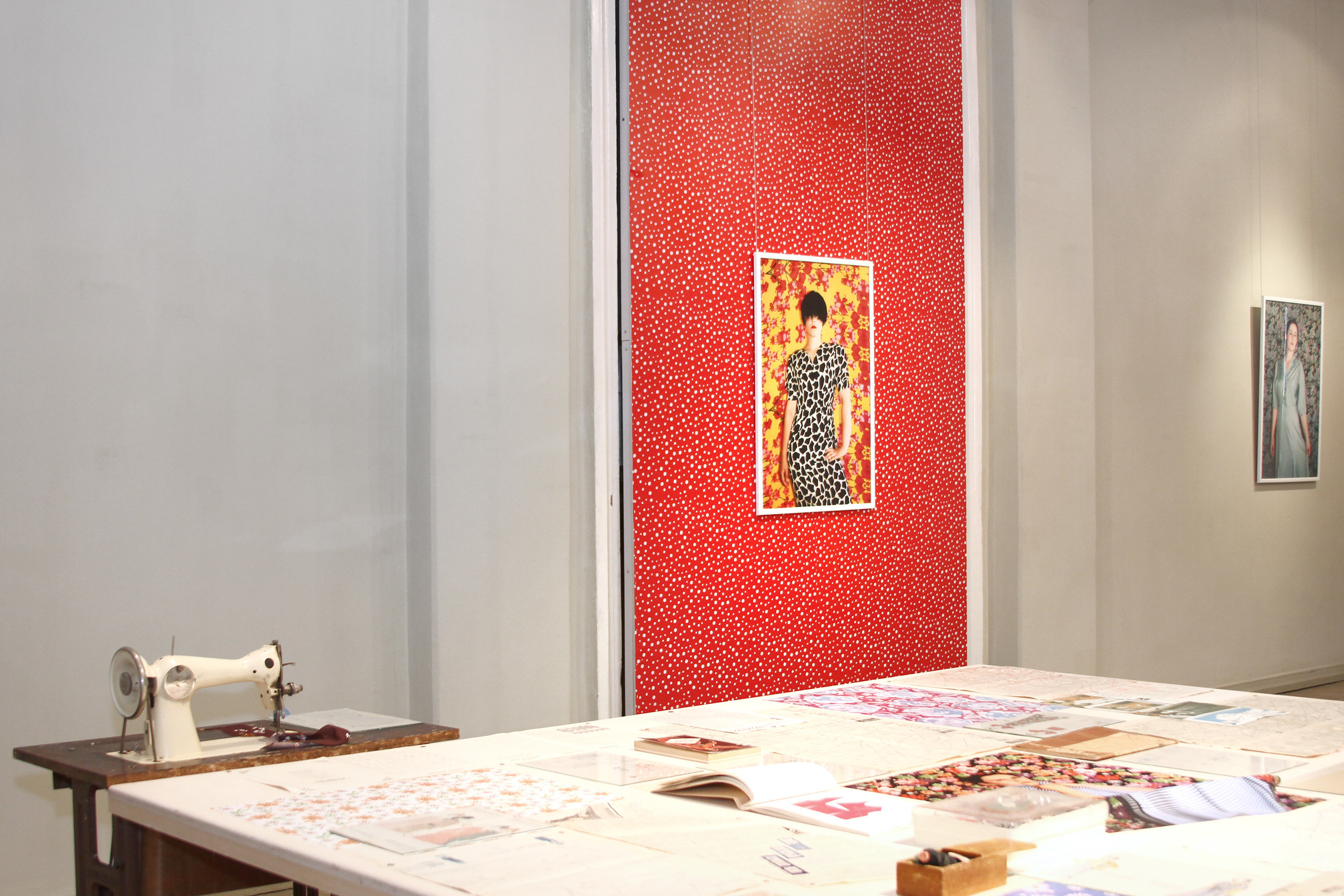 Тотальная инсталляция Lookbook