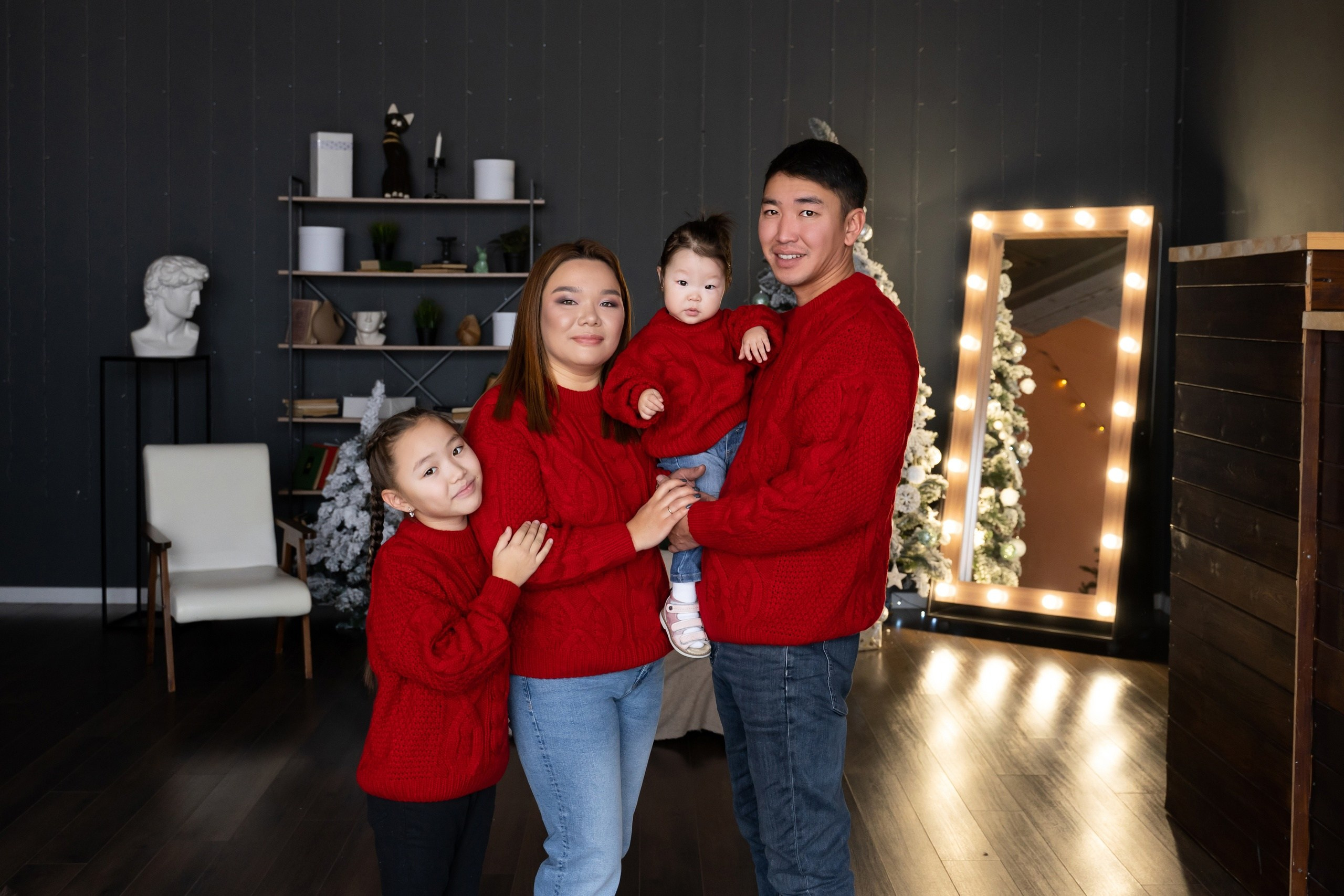 Новогодние фотосессии. Фотостудия Малина в городе Улан-Удэ. Фотограф Ирина Жарникова