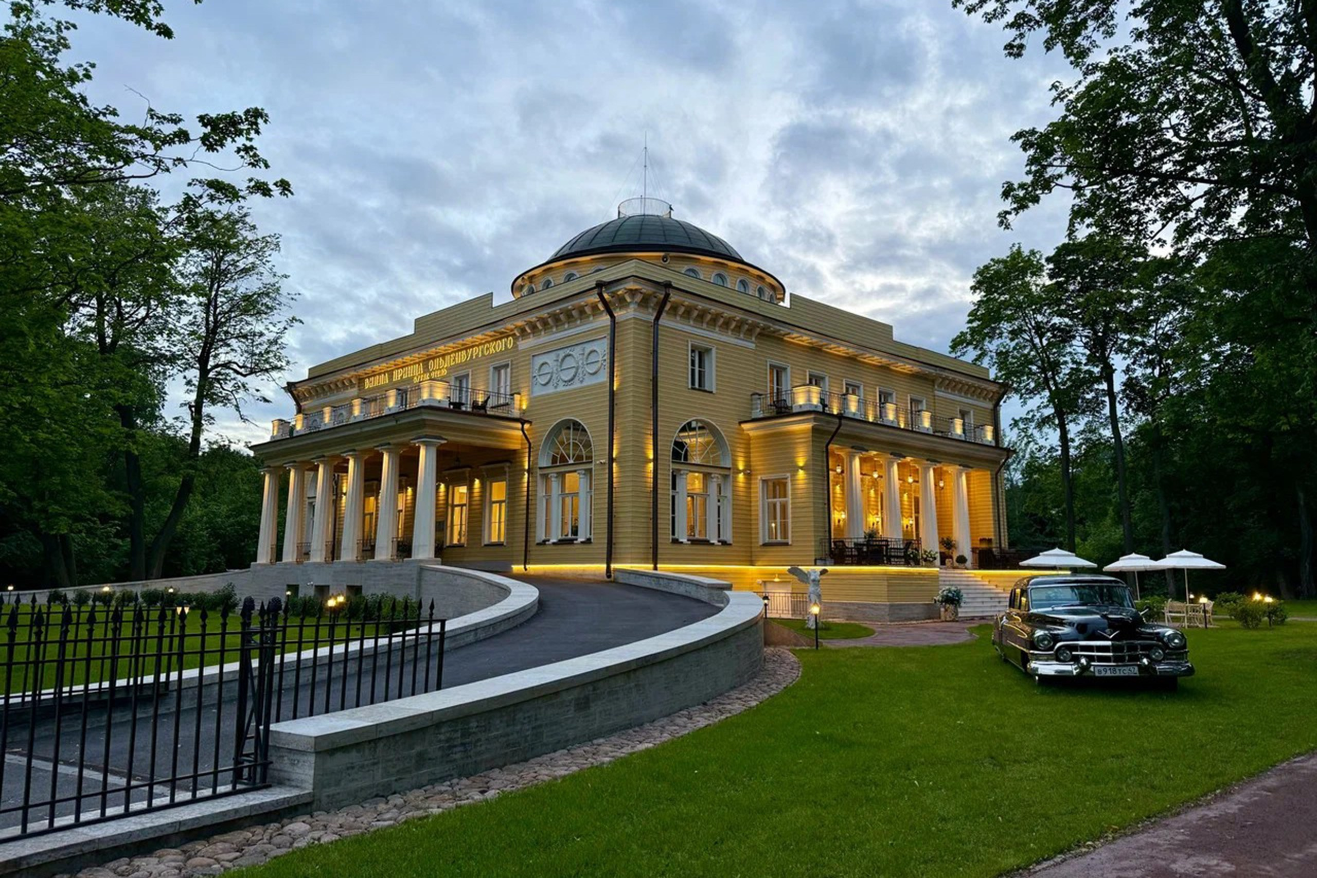 Локации для свадебной фотосессии в Санкт — Петербурге. Свадебный и портретный фотограф в Санкт-Петербурге Анна Демьянова