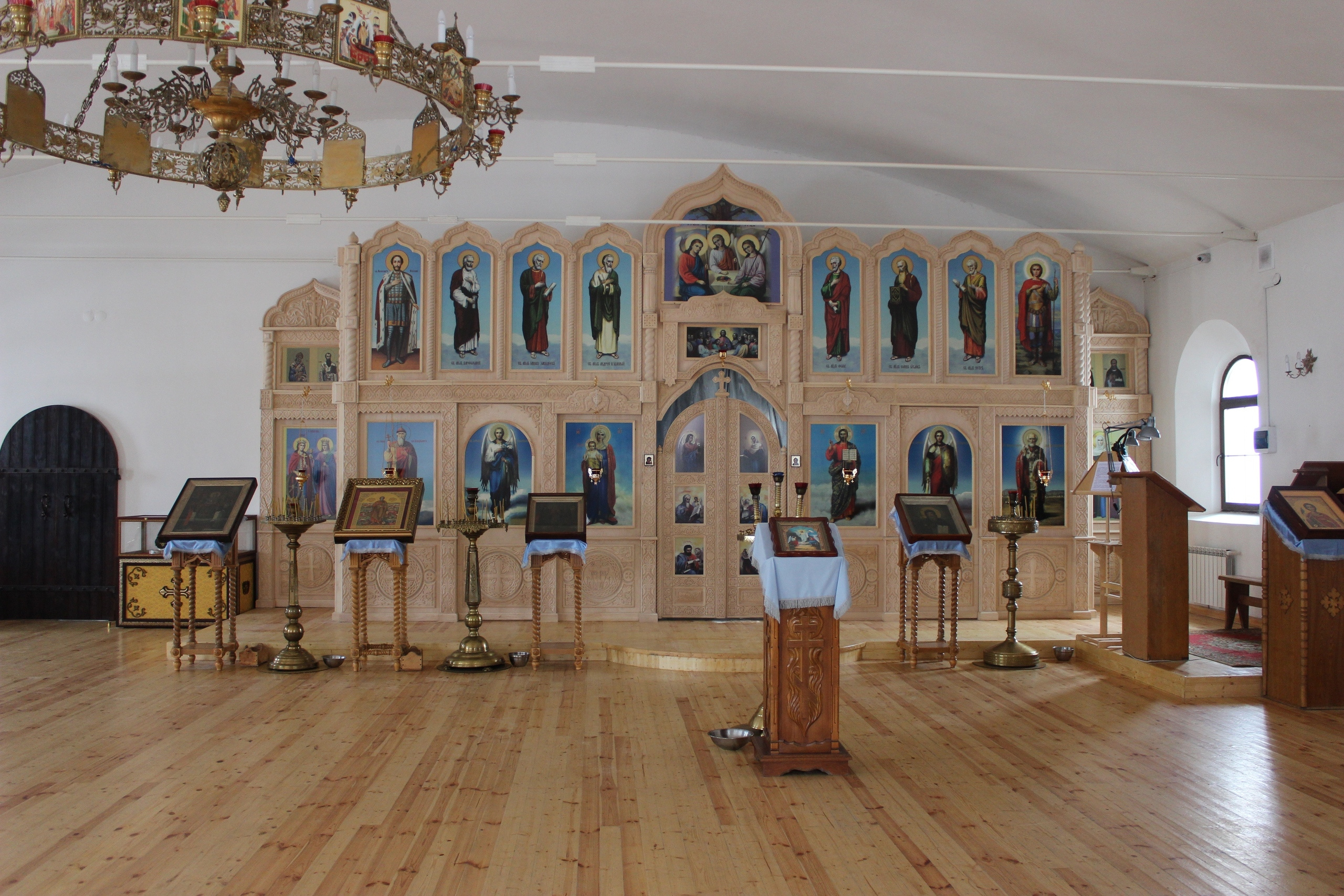 Внутри Свенского монастыря